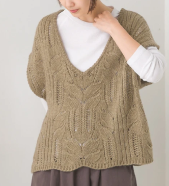 アクリルウールVネックケーブル編みニットベスト ベージュ※4/15迄に順次発送予定