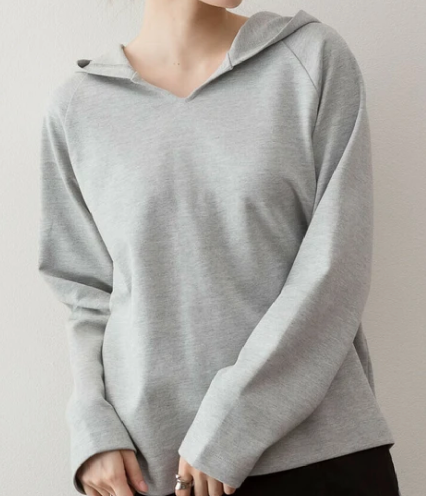 Vネックスムースパーカー グレー※5/28~6/3迄に順次発送予定