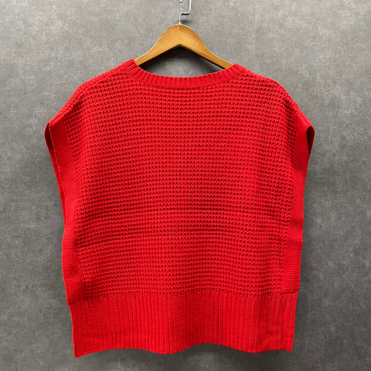 メッシュニットベスト レッド※※4/30~5/6までに順次配送予定