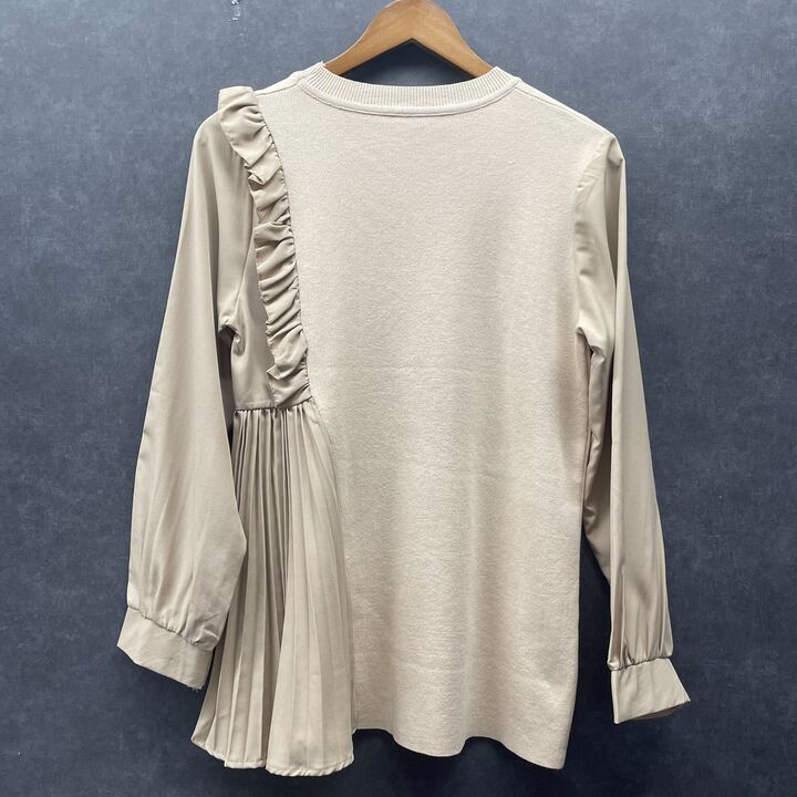 片袖フリルニット ベージュ※3/11迄に順次発送予定