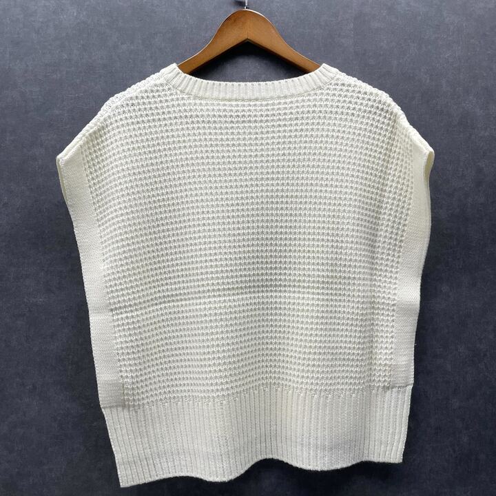 【在庫5点以下】メッシュニットベスト オフホワイト※4/15迄に順次発送予定