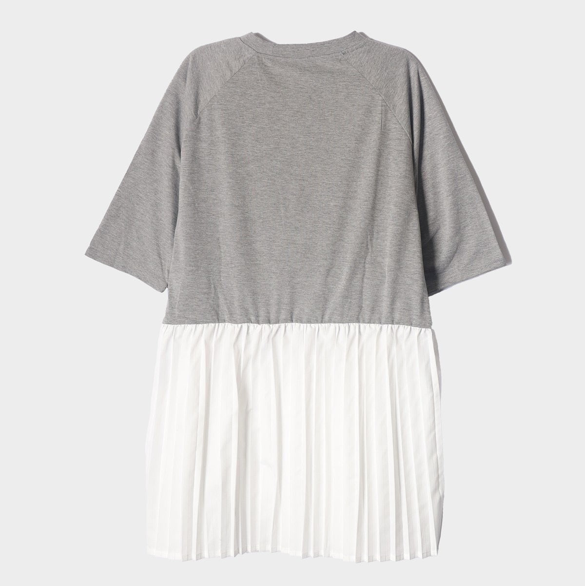 【369】プリーツ切り替えTシャツ グレー ※10/7迄に順次発送予定