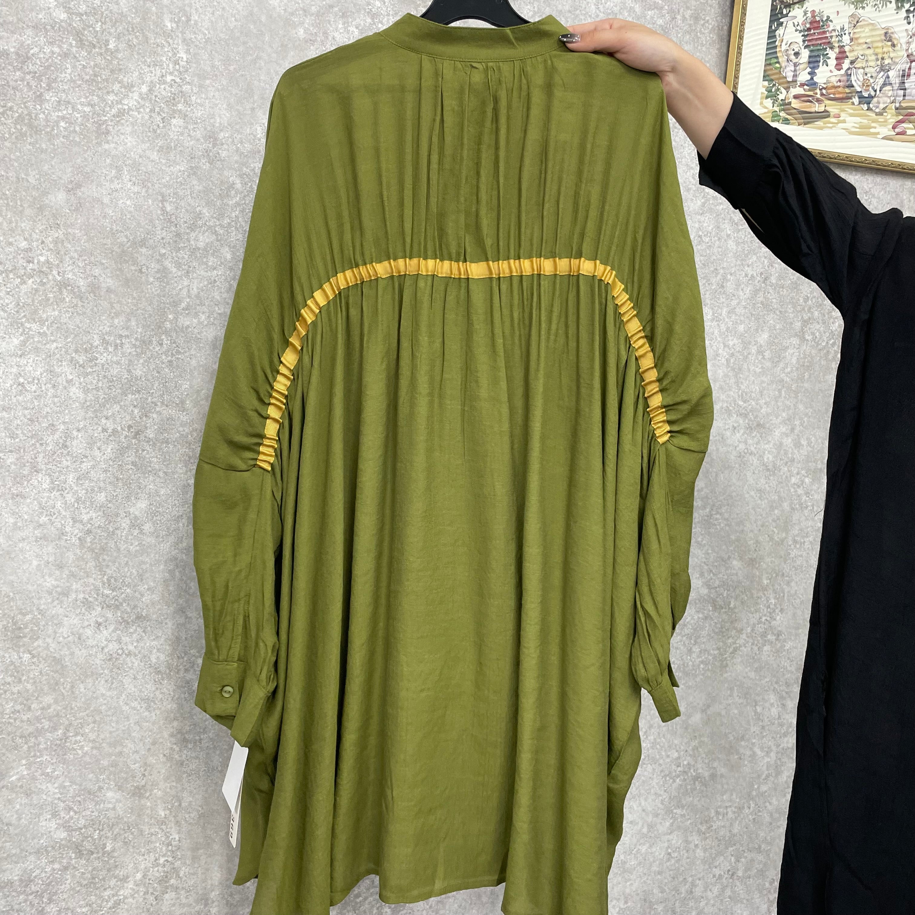 【369】ロングドルマンスリーブシャツ カーキ ※10/7迄に順次発送予定