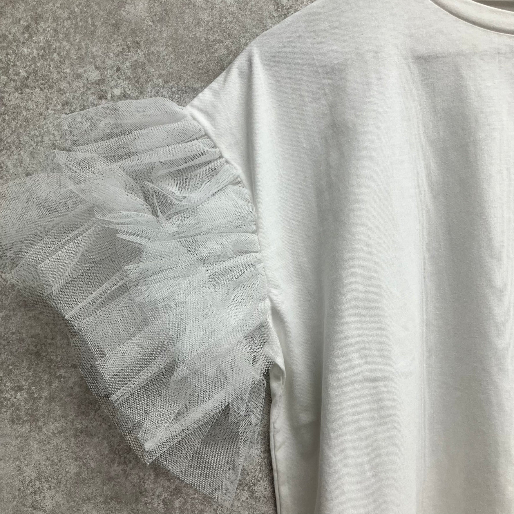 袖チュールカットソー ホワイト※8/6~12迄に順次発送予定