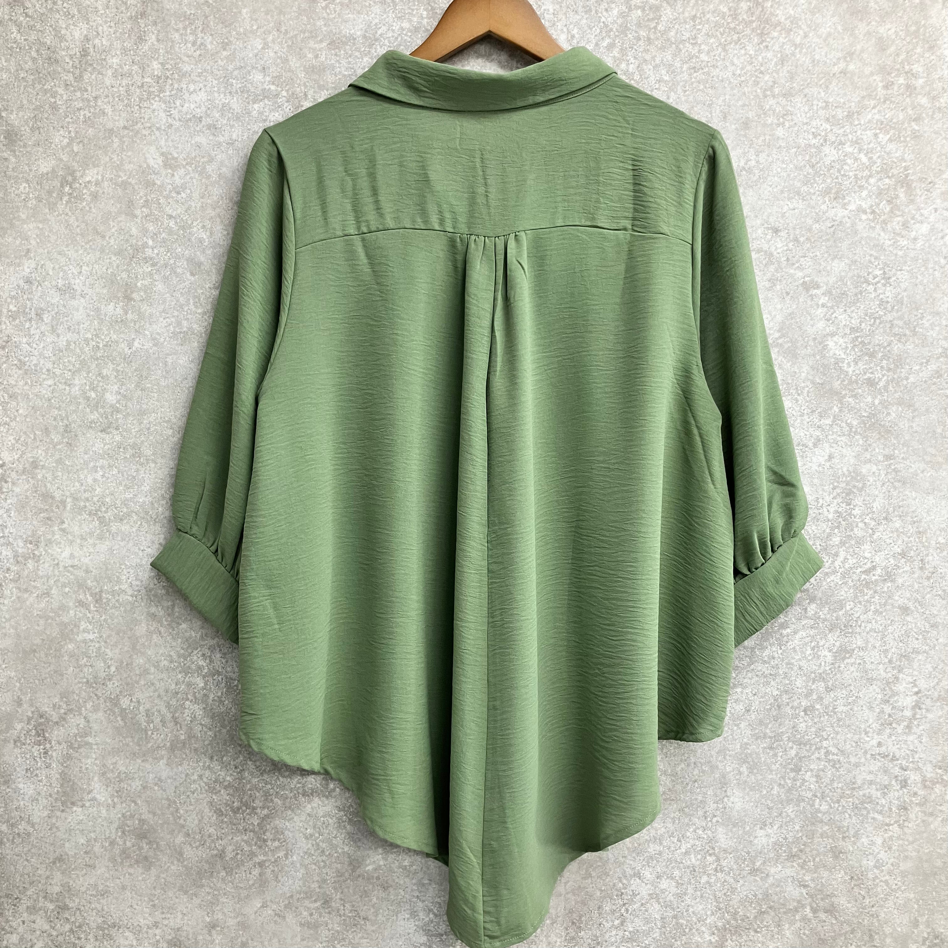 チャーム付スキッパーシャツブラウス グリーン※7/9~7/15迄に順次発送予定