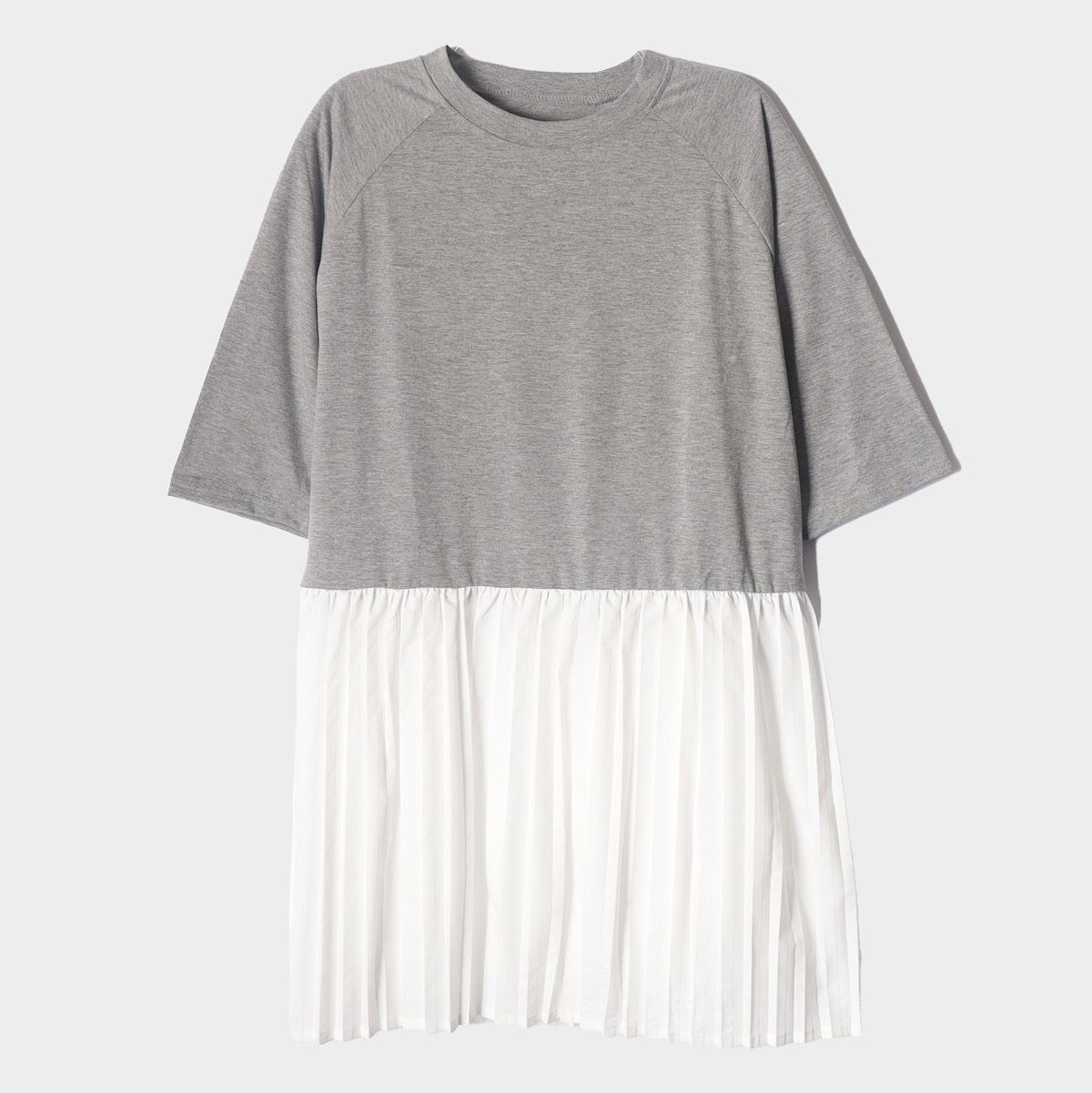 【369】プリーツ切り替えTシャツ グレー ※10/7迄に順次発送予定