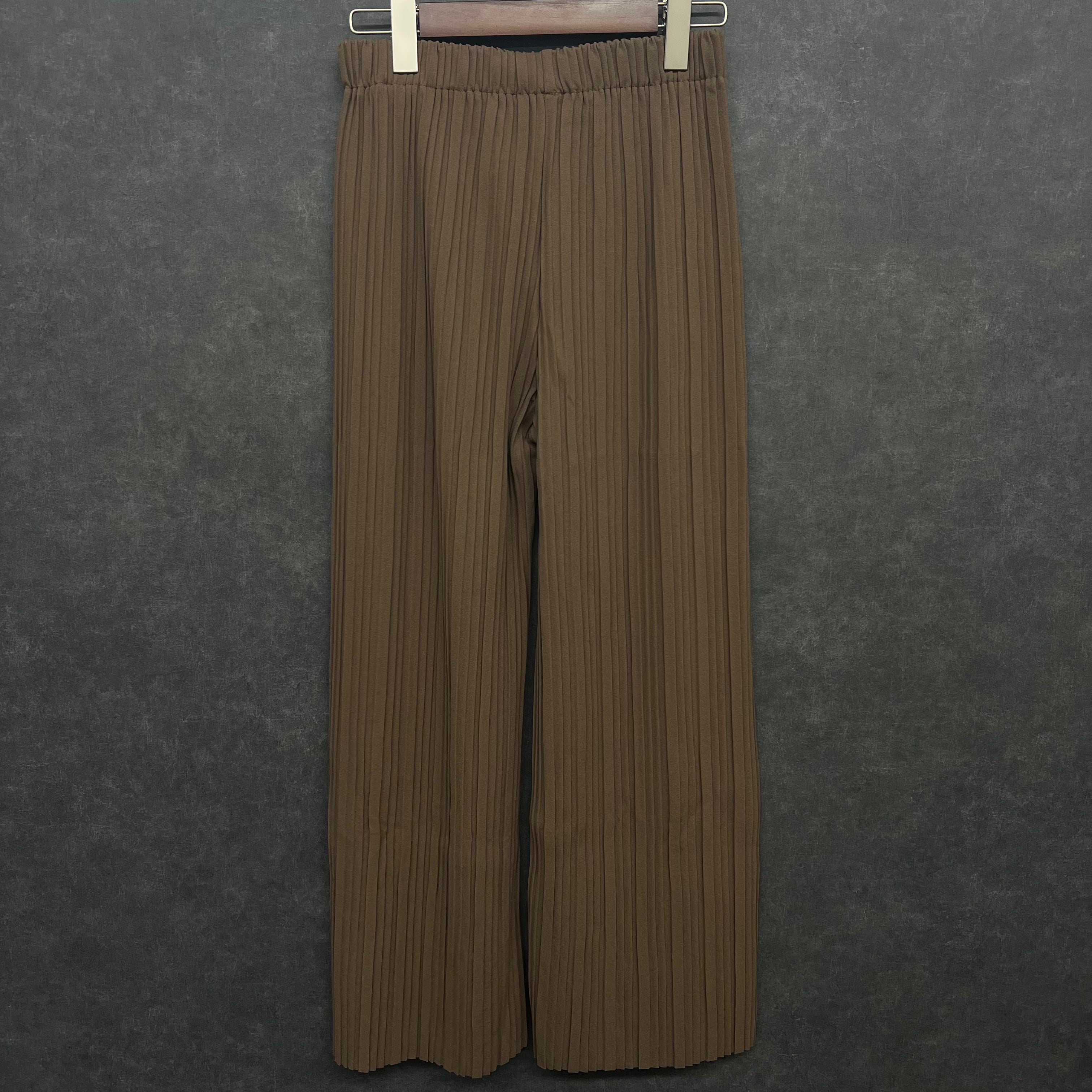 プリーツパンツ モカ ※10/28迄に順次発送予定