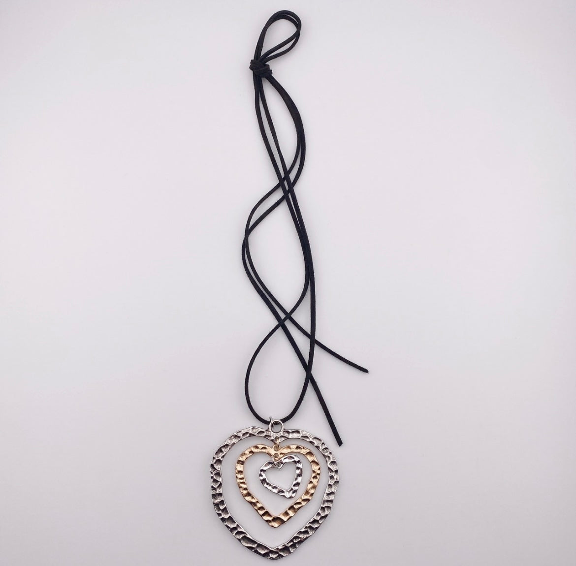 3連ハートネックレス※12/23迄に順次発送予定