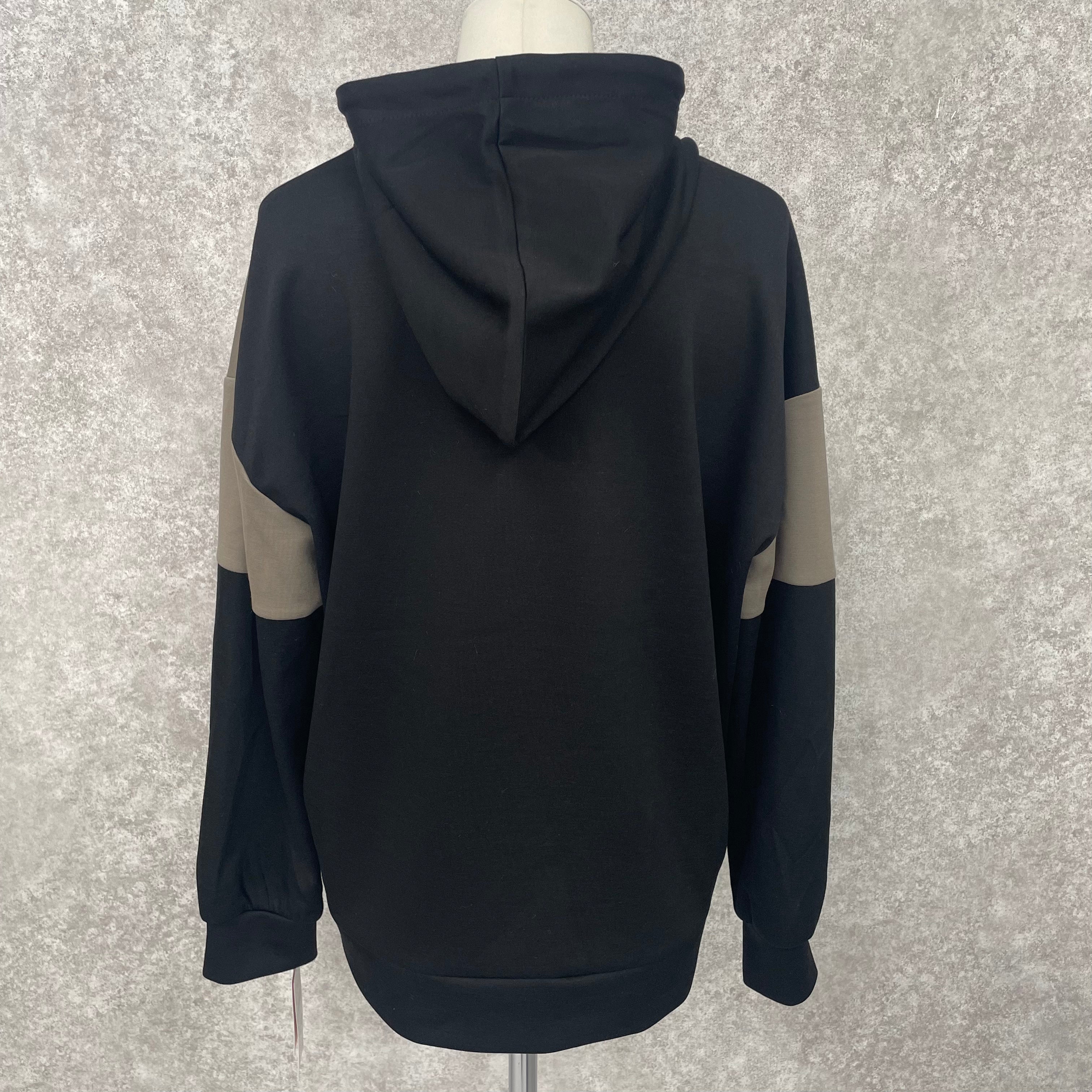 異素材ドッキングパーカー ブラック ※12/16迄に順次発送予定