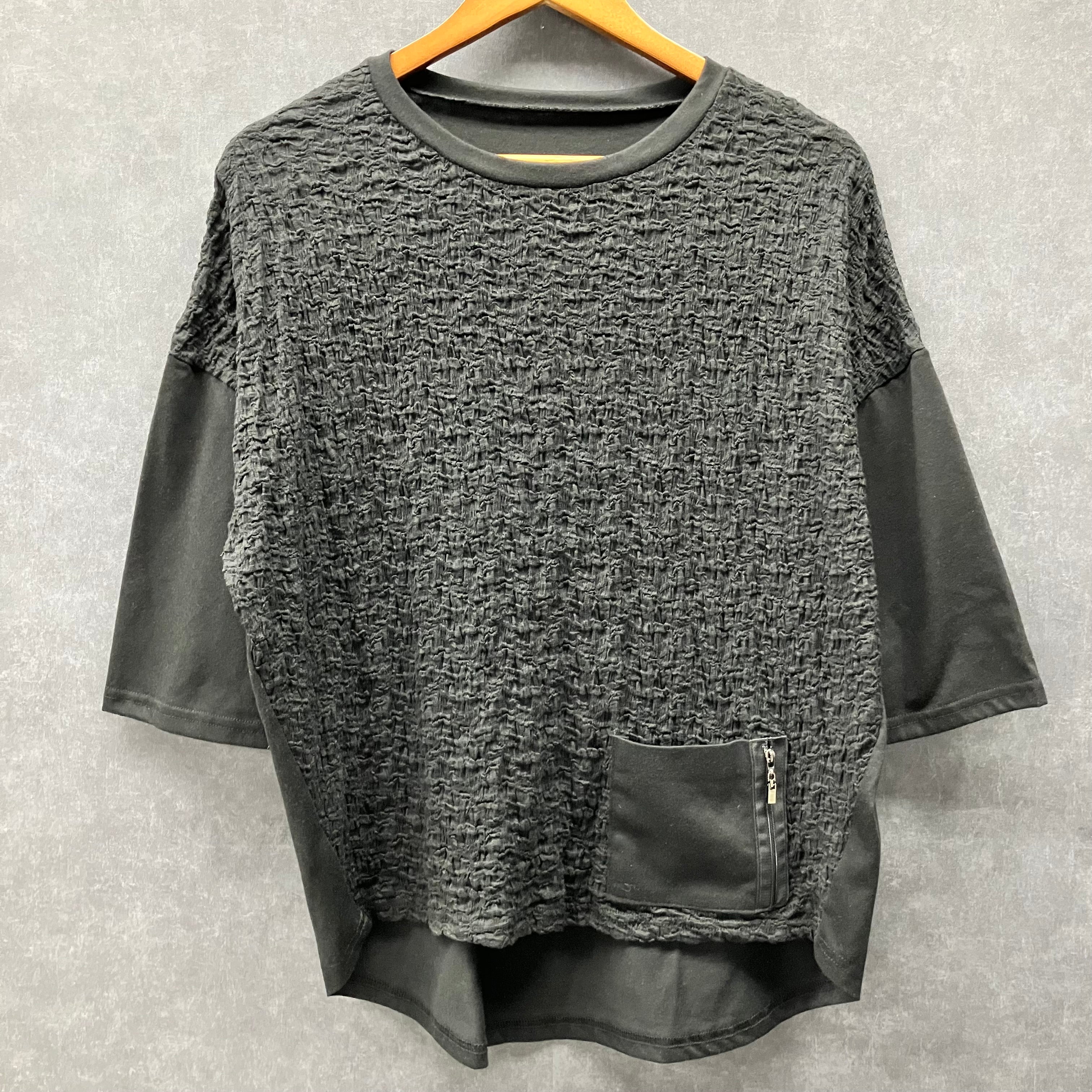 デザインポケット付異素材トップス ブラック※3/25迄に順次発送予定