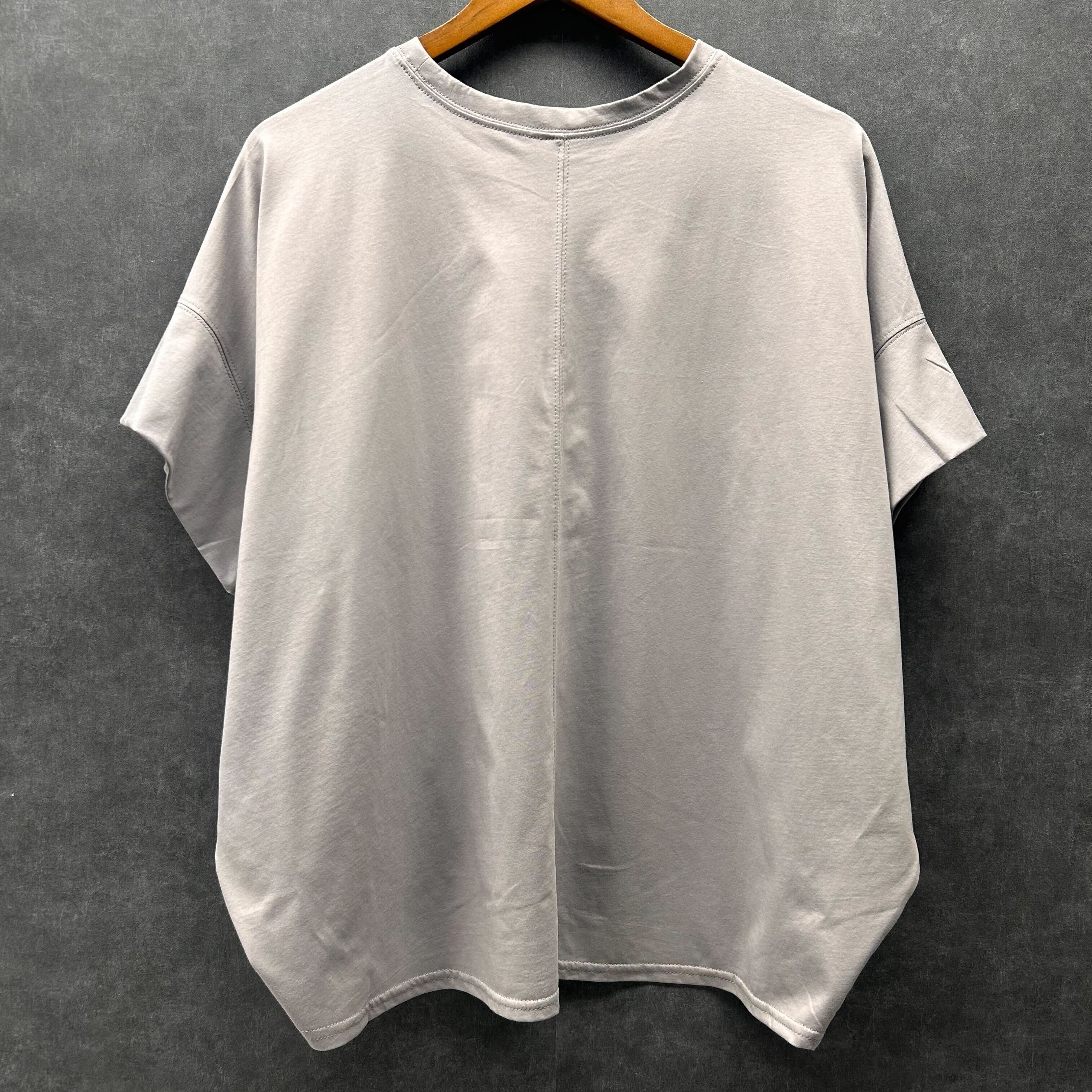 ウーマングラフィックTシャツ チャコール※4/1迄に順次発送予定