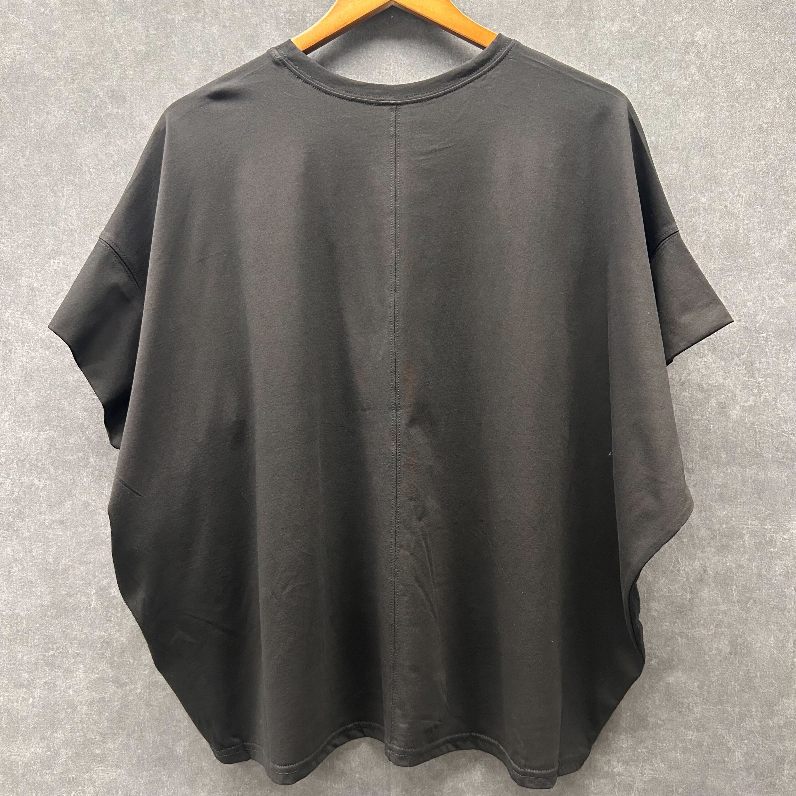 ウーマングラフィックTシャツ ブラック※4/23~29までに順次配送予定