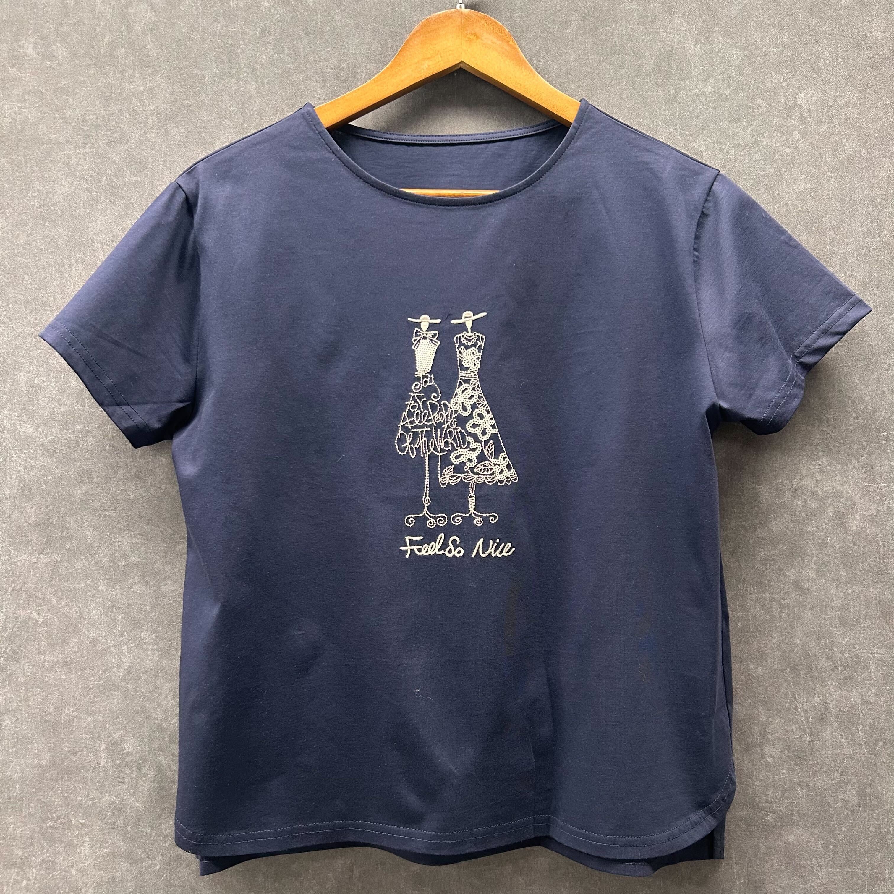 ドレスレディー刺繍Tシャツ ネイビー ※5/28~6/3迄に順次発送予定