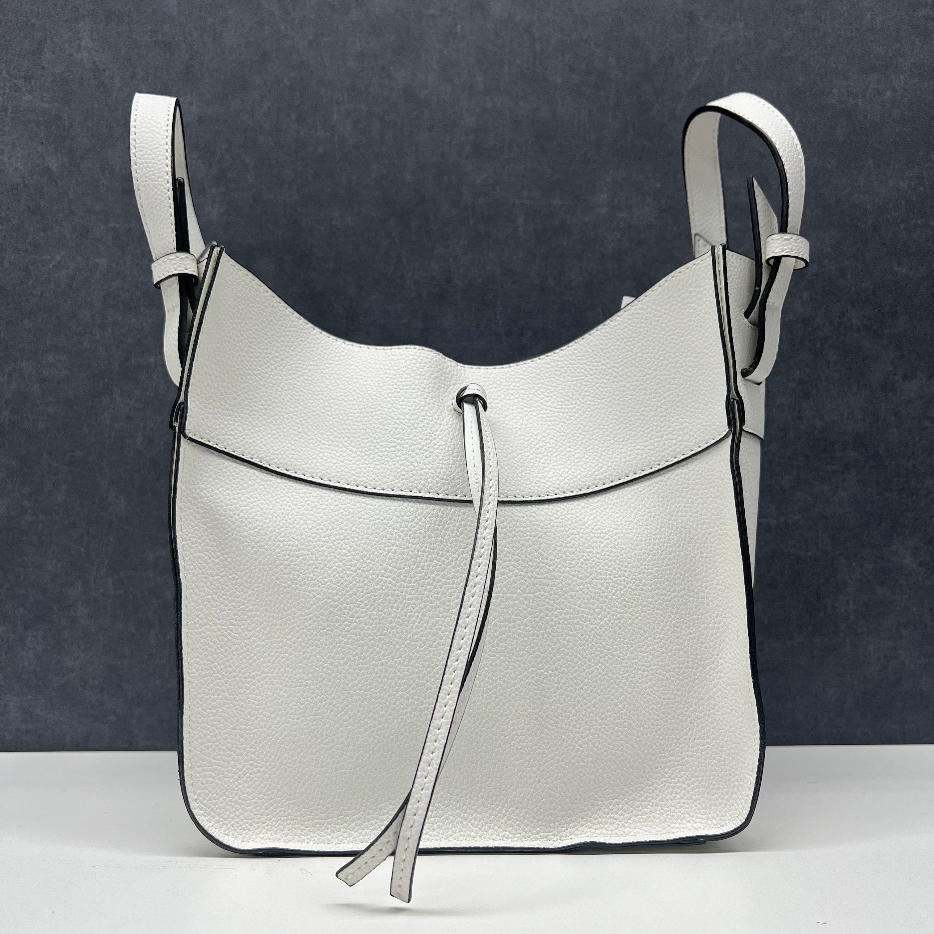 2WAYトートバッグ/ショルダーバッグ ホワイト※7/16~22迄に順次発送予定