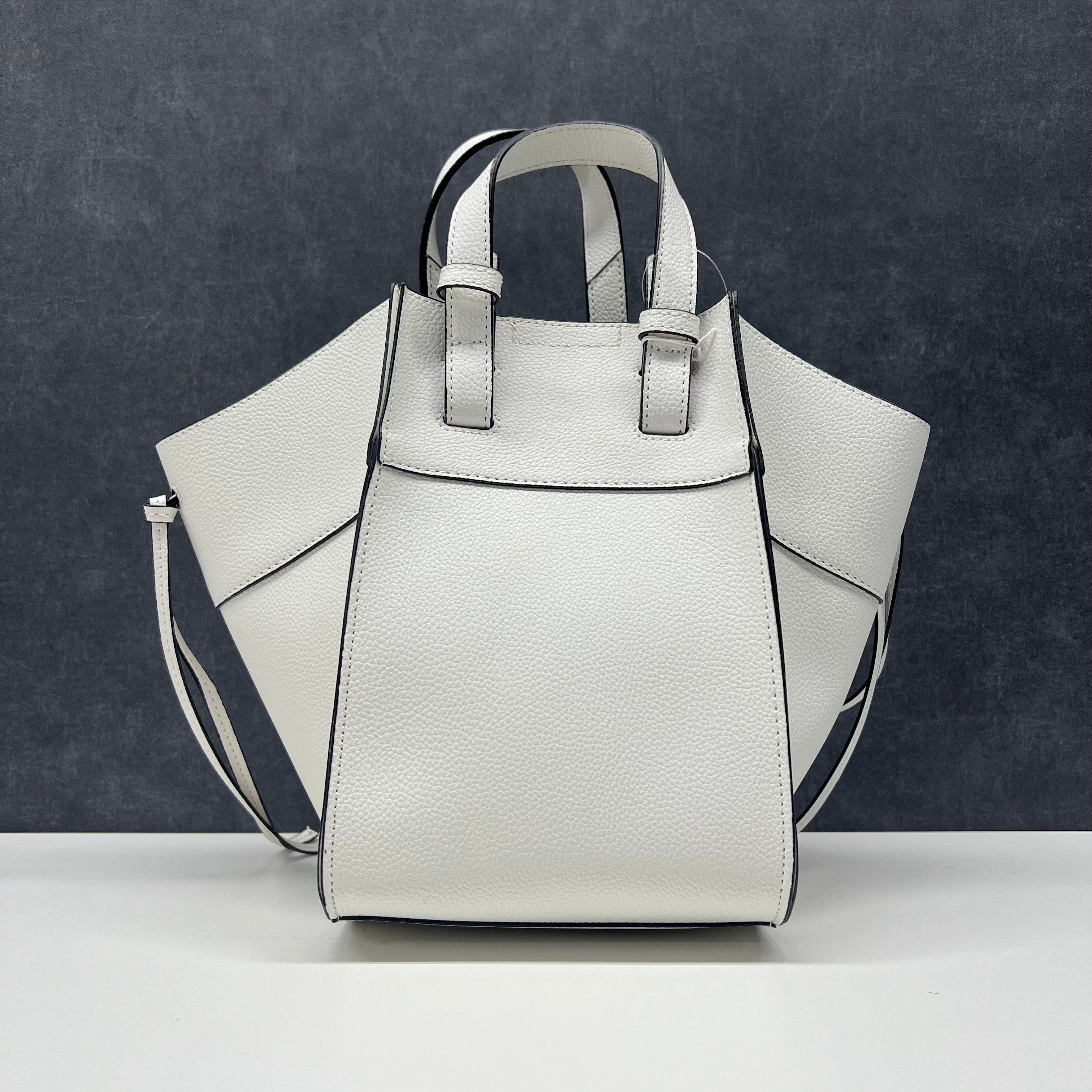 2WAYトートバッグ/ショルダーバッグ ホワイト※7/16~22迄に順次発送予定