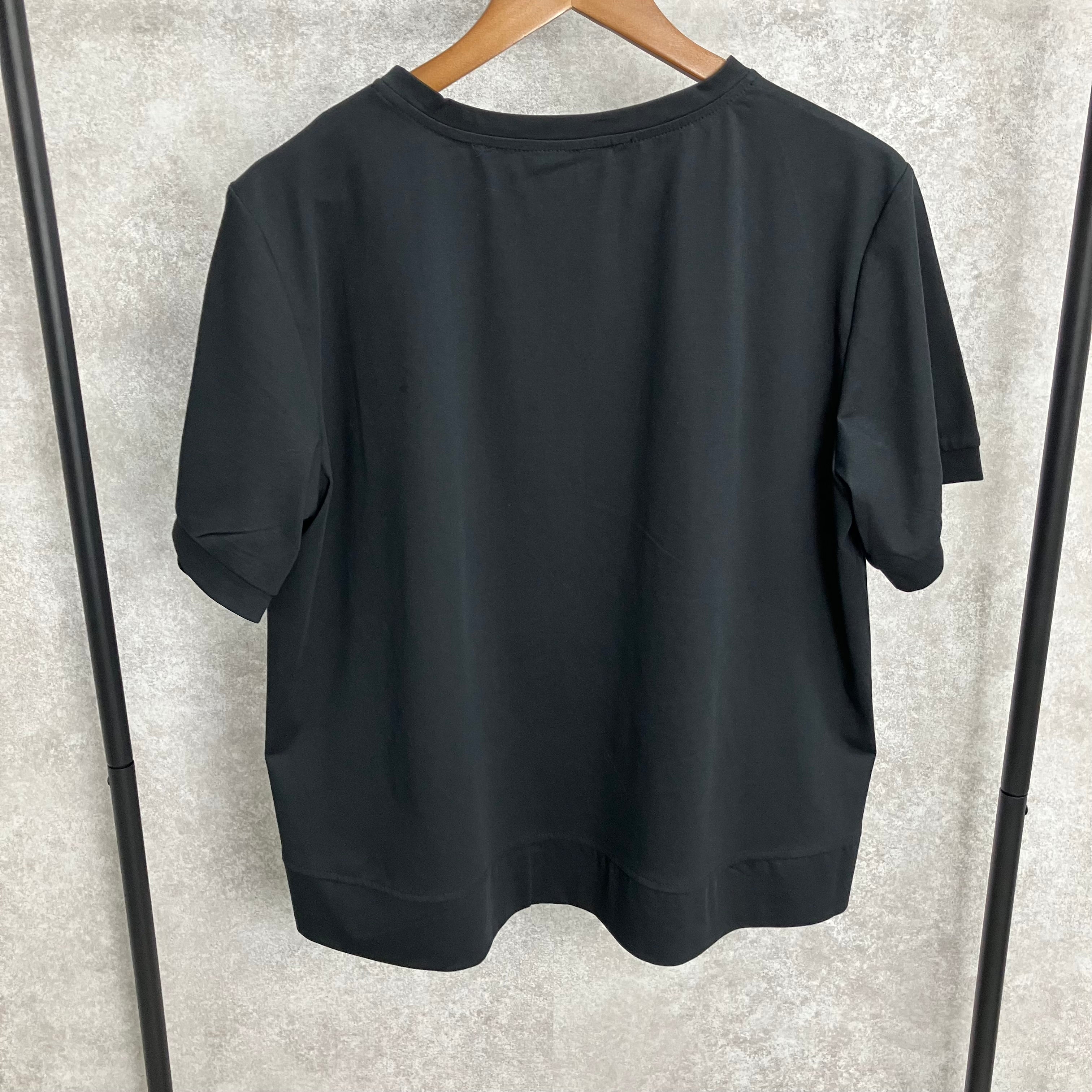 Tシャツ女性プリント ブラック※4/30~5/6までに順次配送予定