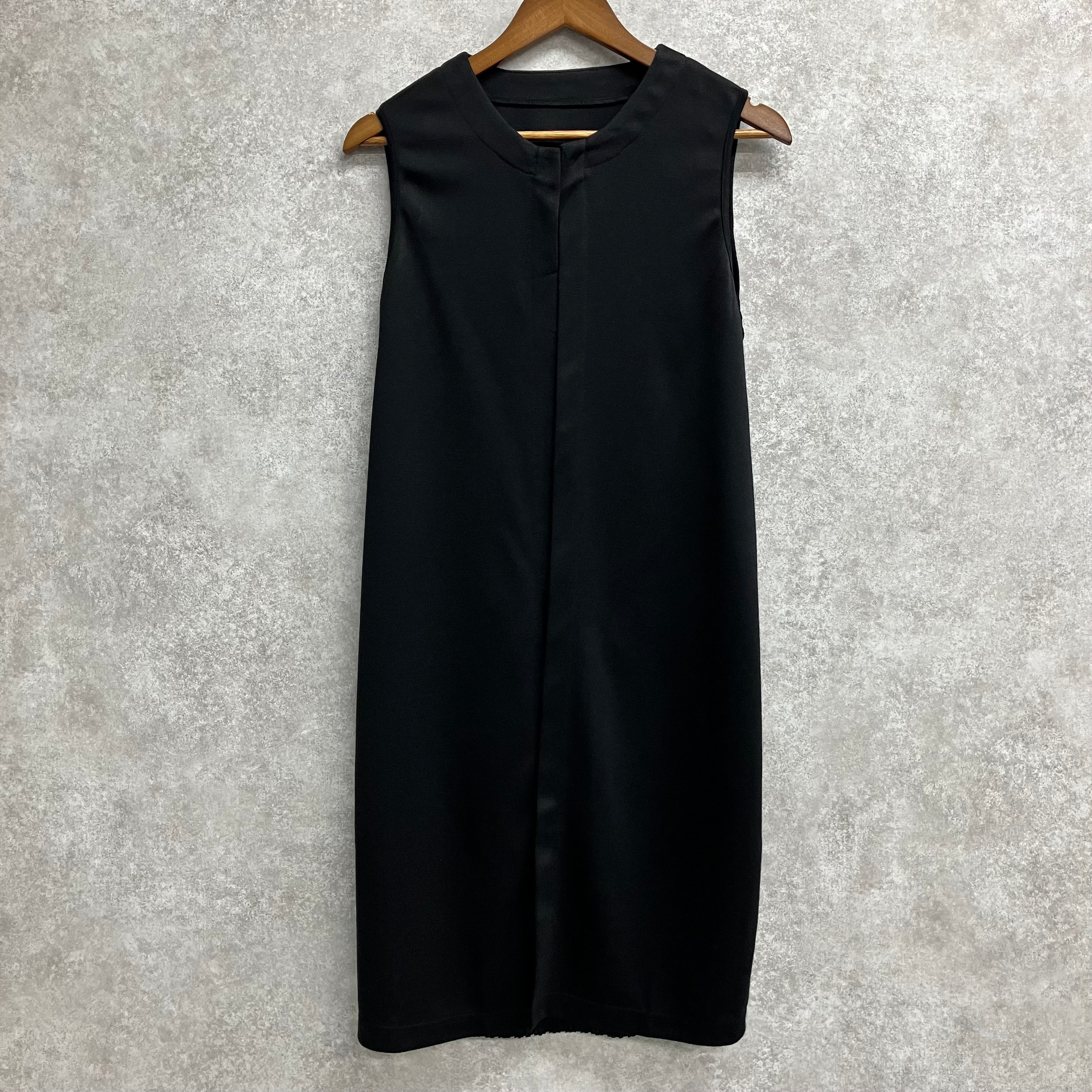 バックプリーツロングベスト ブラック※7/2~8迄に順次発送予定