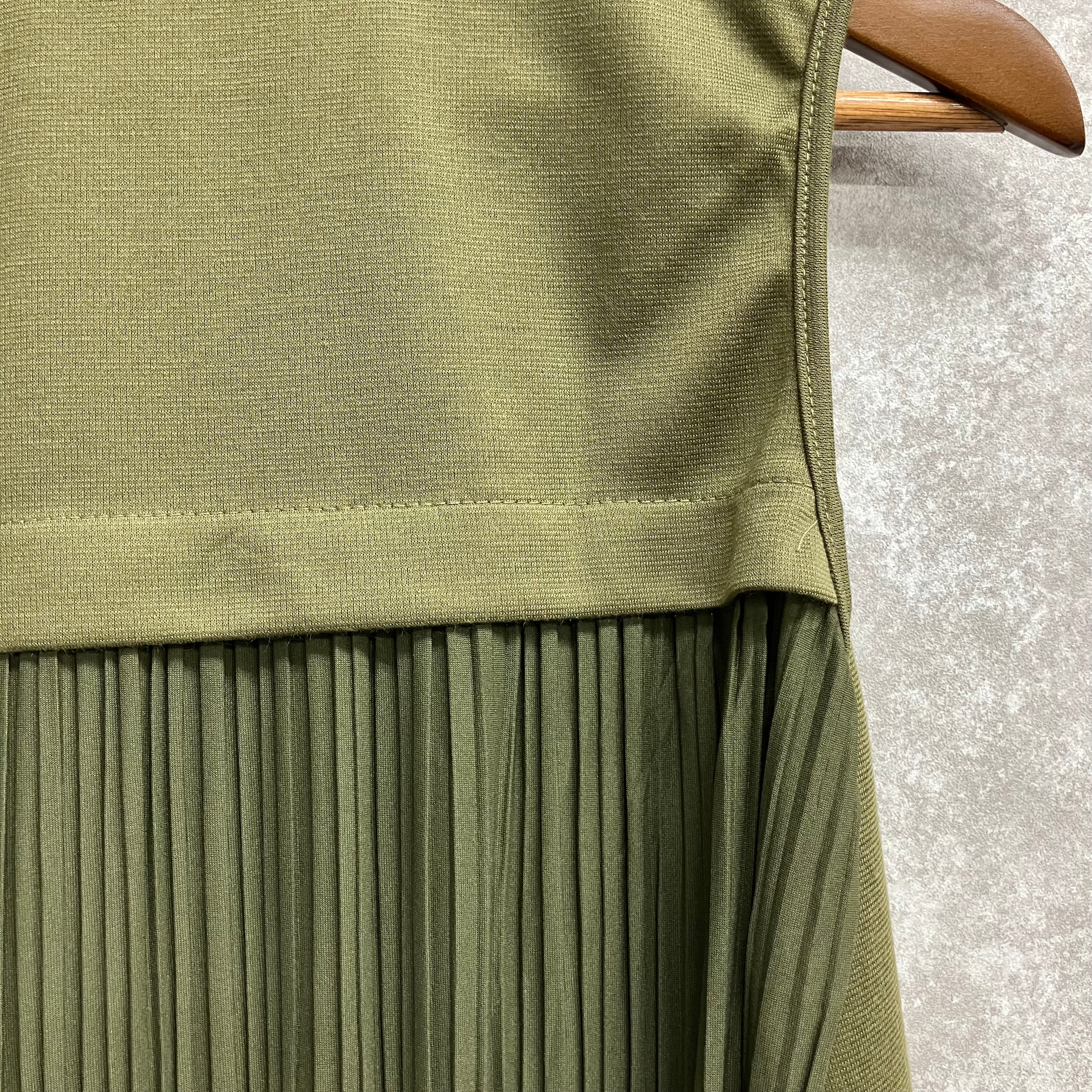 バックプリーツロングベスト カーキ※5/21~27迄に順次発送予定
