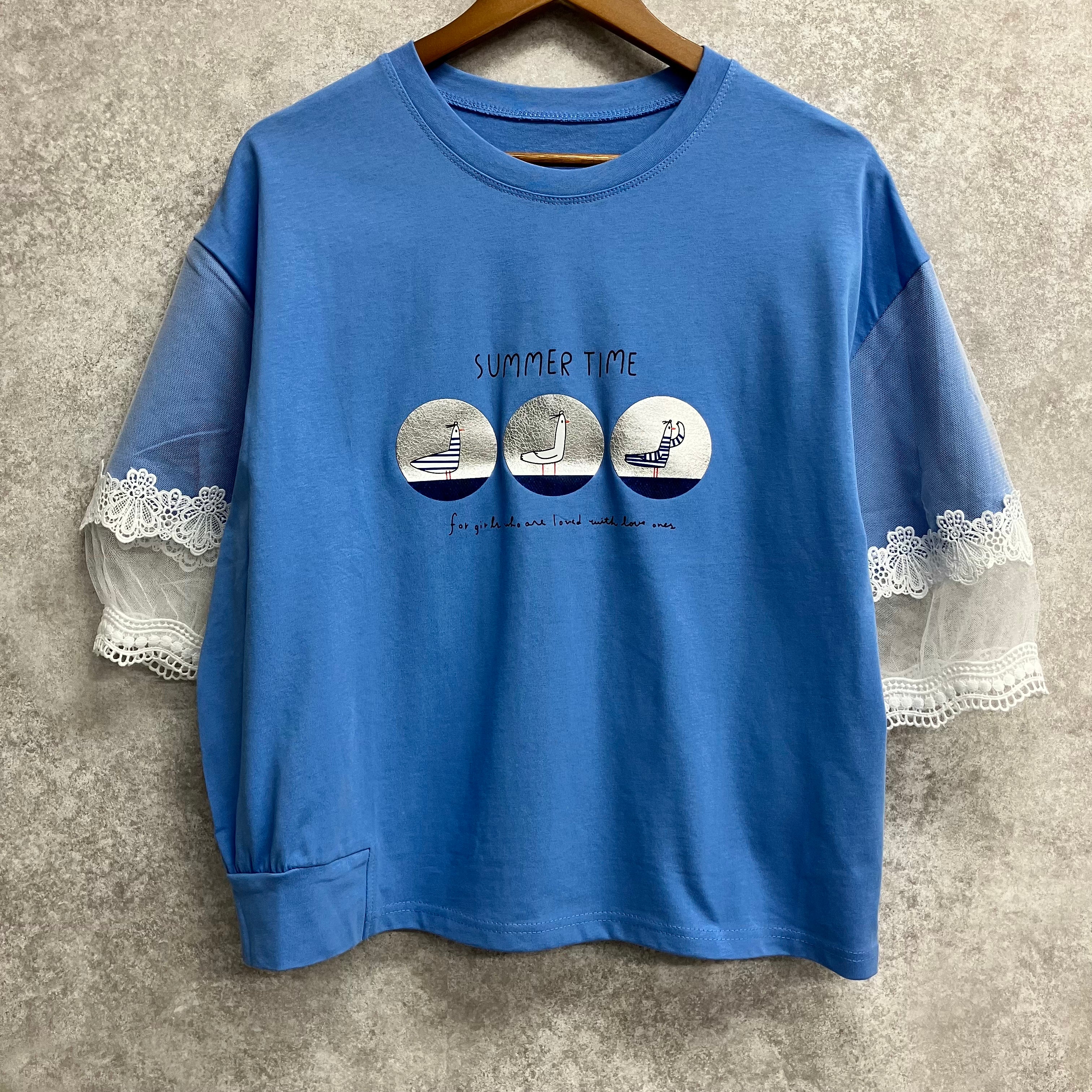 プリント袖レースTシャツ ブルー※5/28~6/3迄に順次発送予定