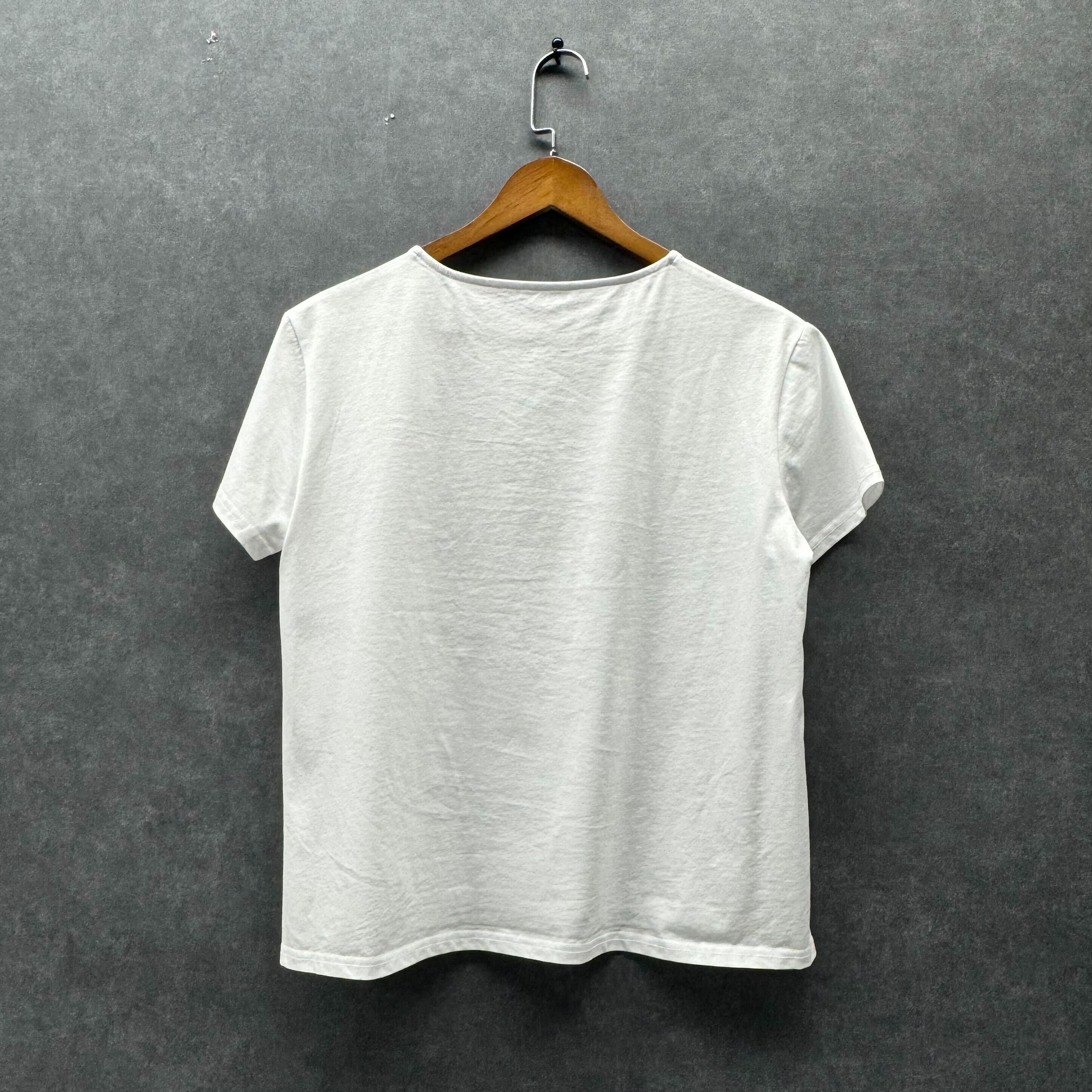 ドレスレディー刺繍Tシャツ オフホワイト ※5/28~6/3迄に順次発送予定