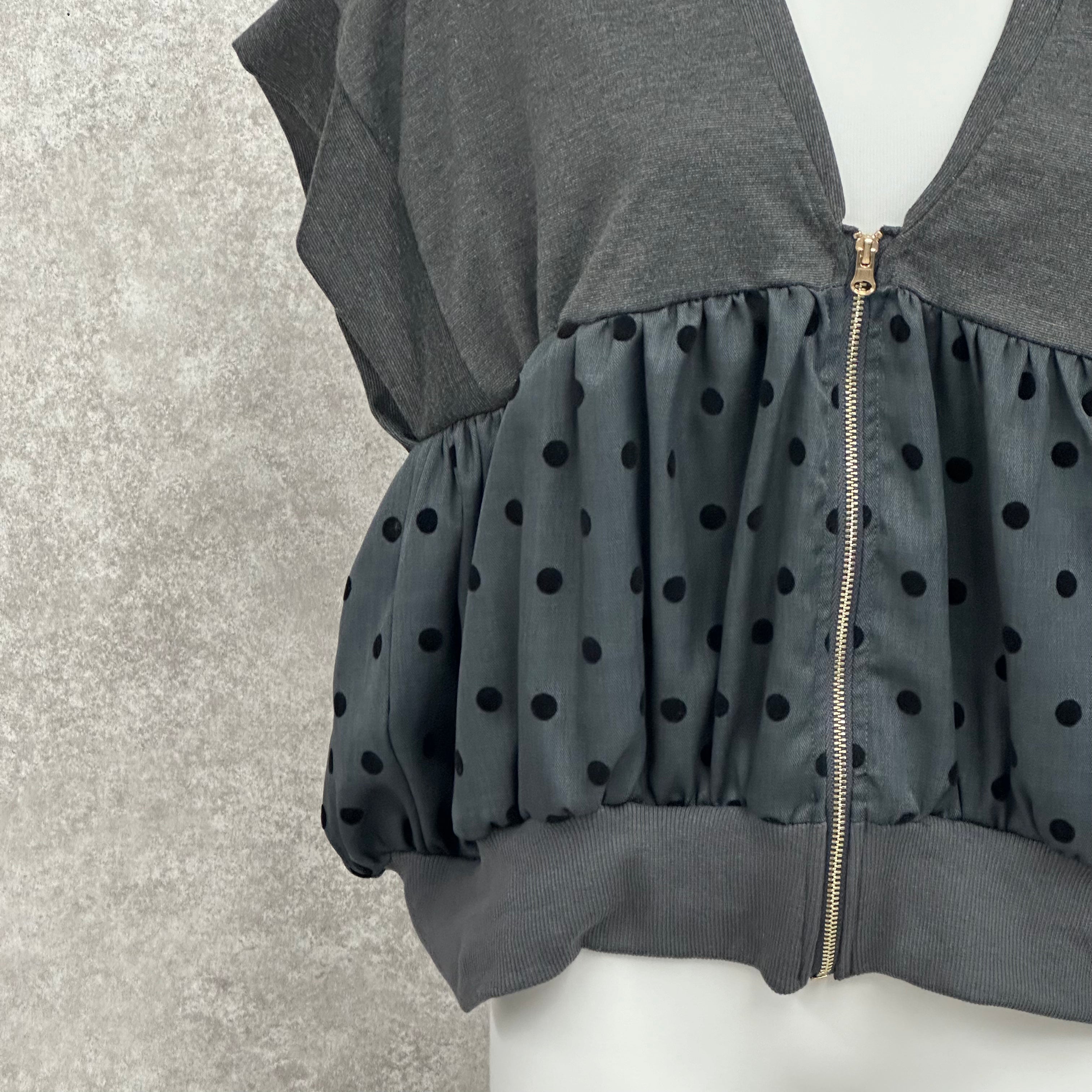 異素材ドット柄ベスト グレー※4/1迄に順次発送予定