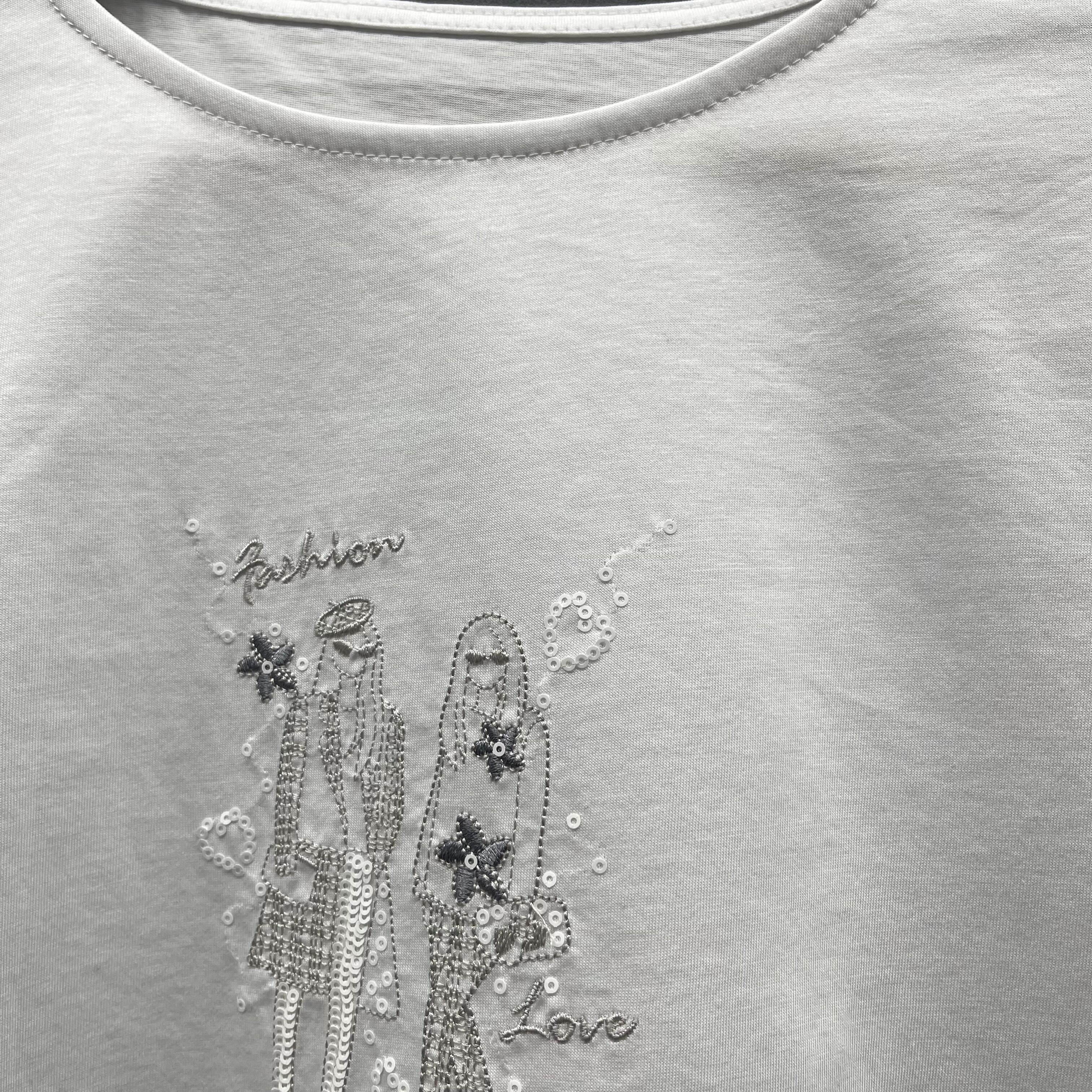 ファッションレディー刺繍Tシャツ オフホワイト※5/28~6/3迄に順次発送予定