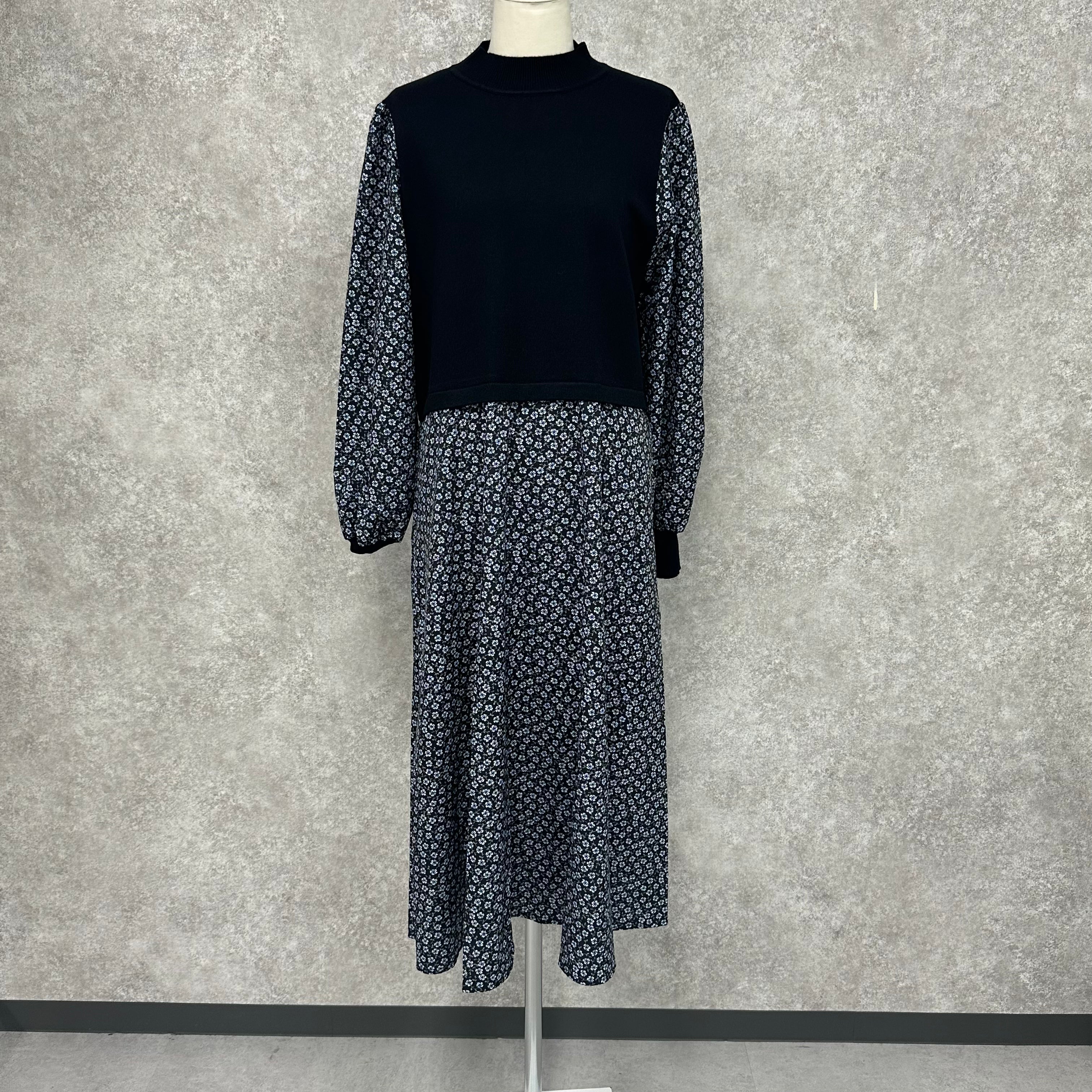 ドッキング花柄ワンピース ブラック ※10/7迄に順次発送予定