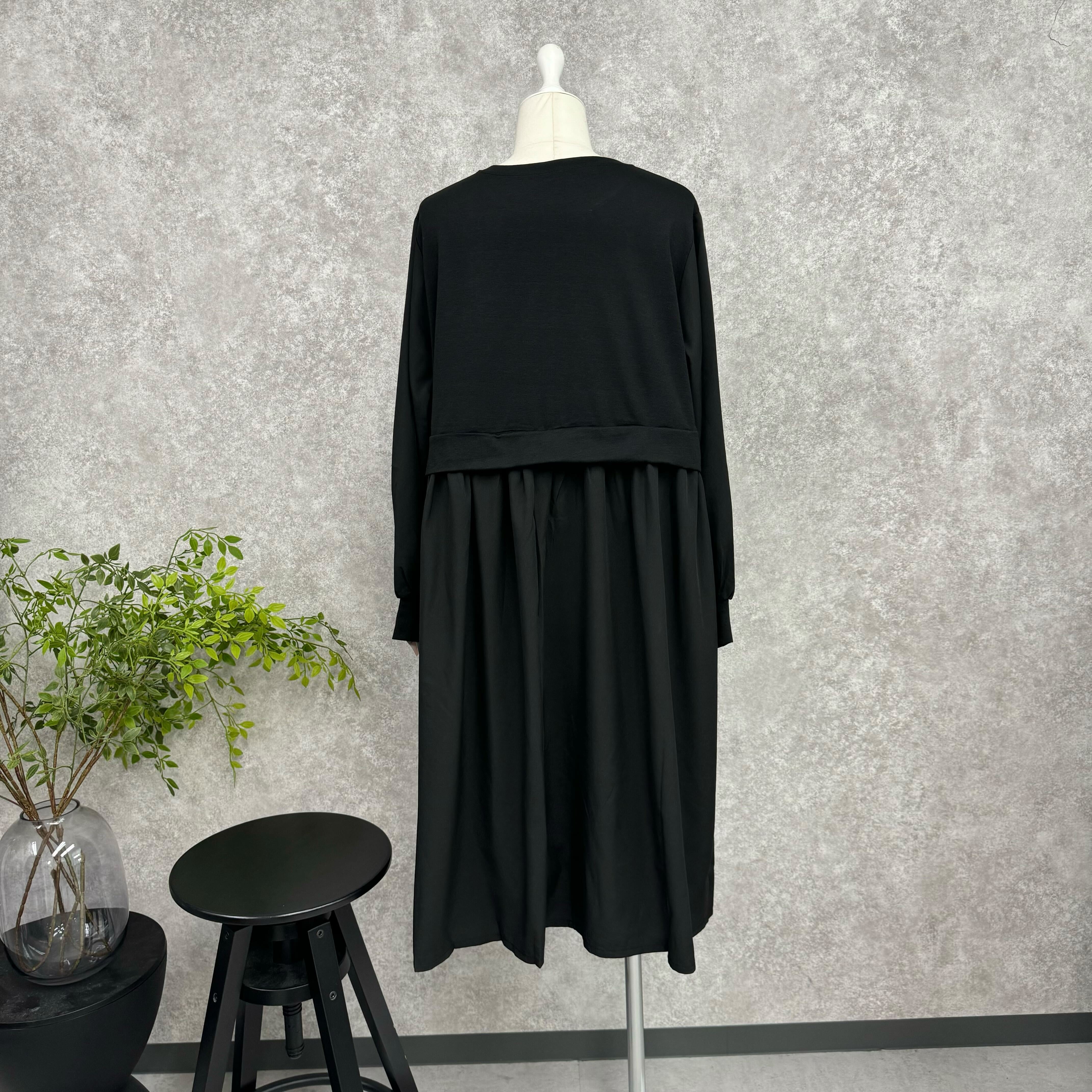 ドッキングデザインワンピース ブラック ※10/21迄に順次発送予定