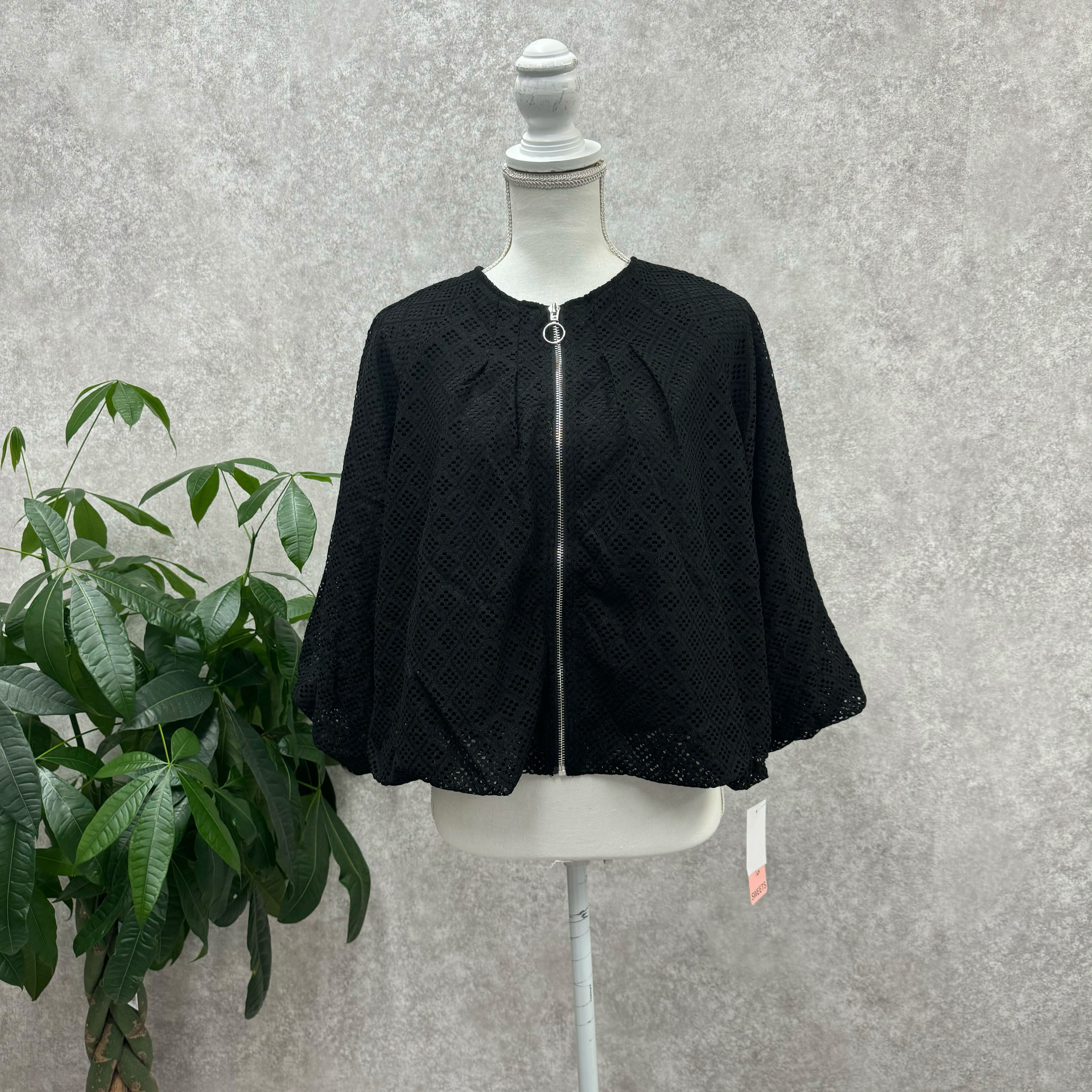 スクエアレースデザインブルゾン ブラック※10/21迄に順次発送予定