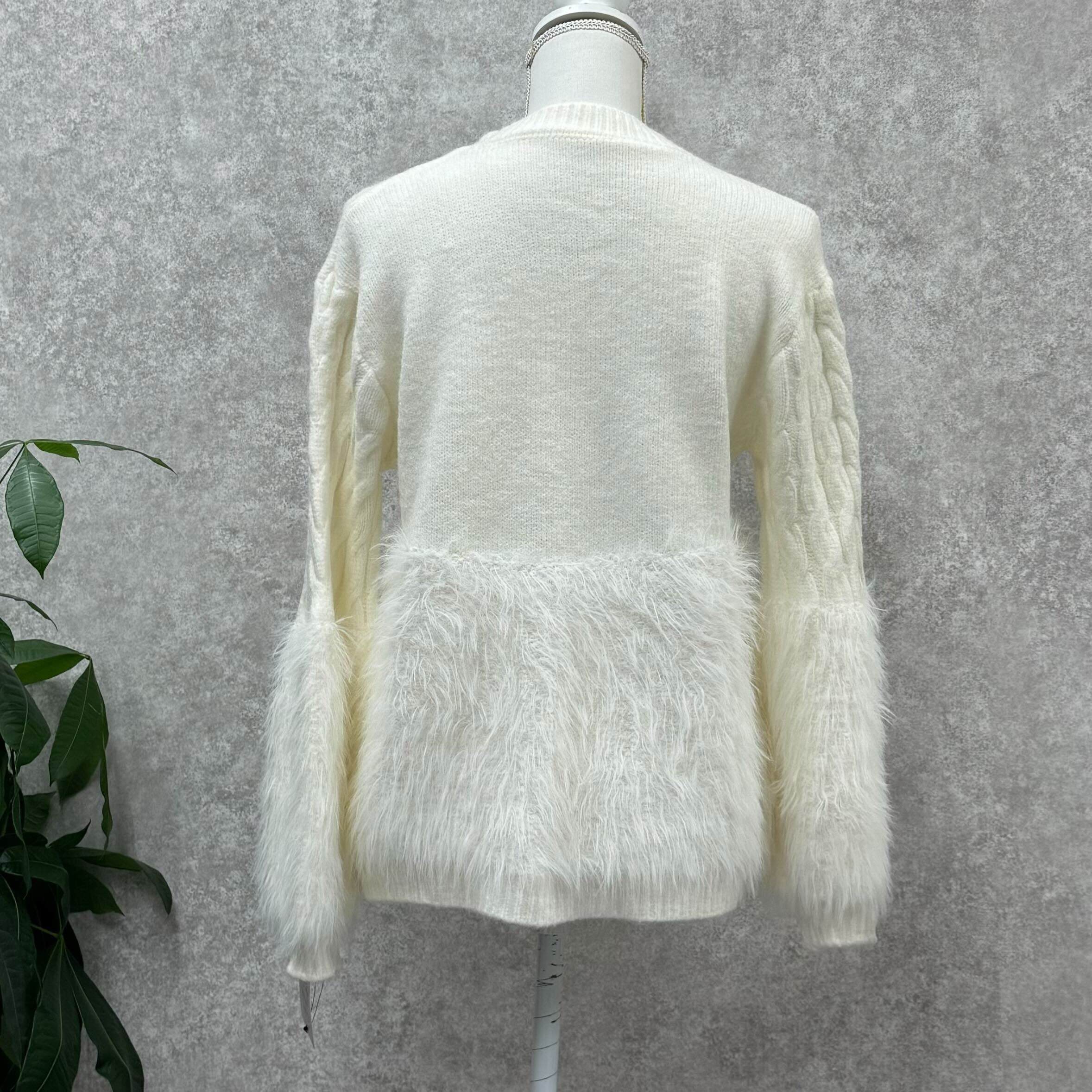 ケーブルシャギーニット ホワイト※10/21迄に順次発送予定