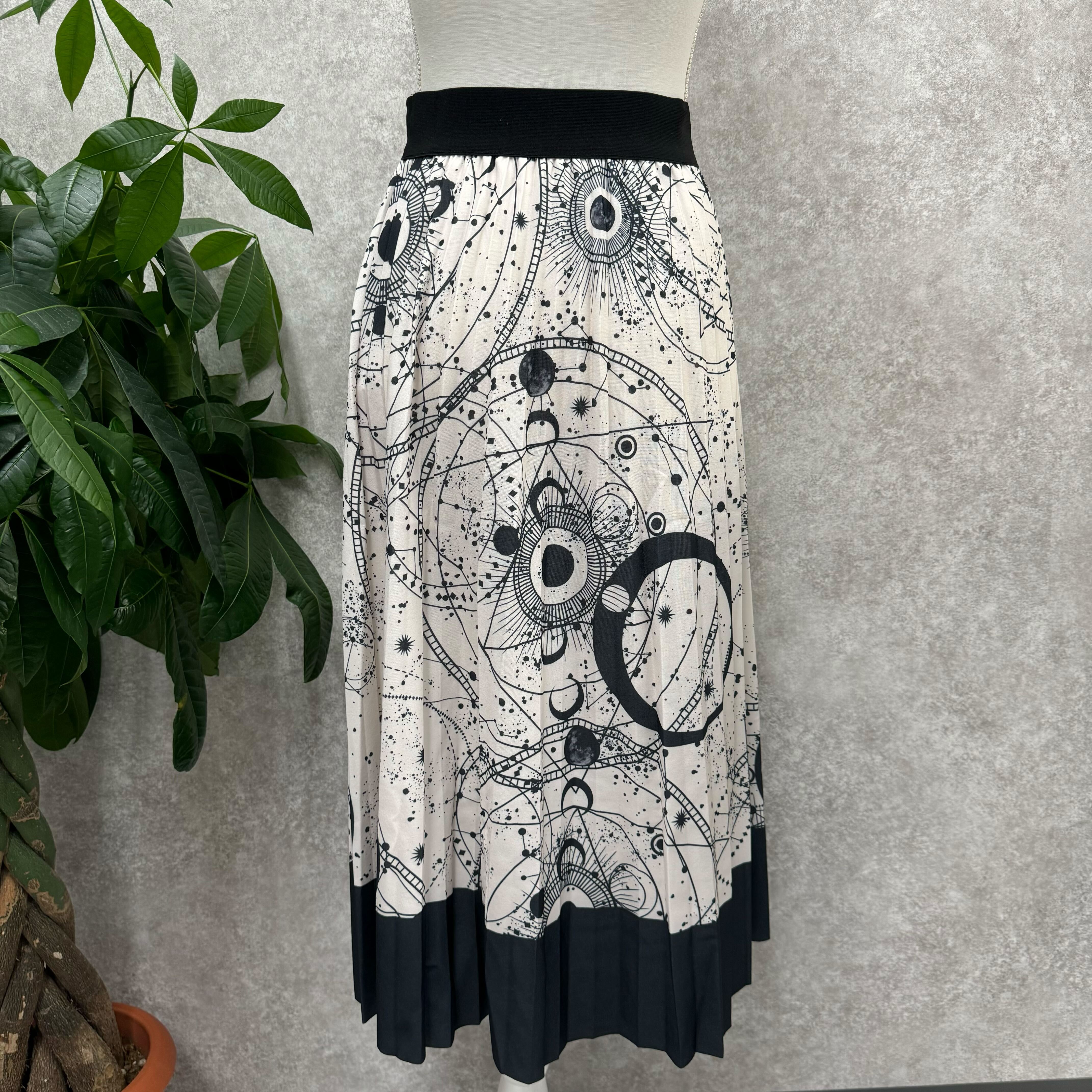 柄プリーツミドルフレアスカート アイボリー ※10/21迄に順次発送予定