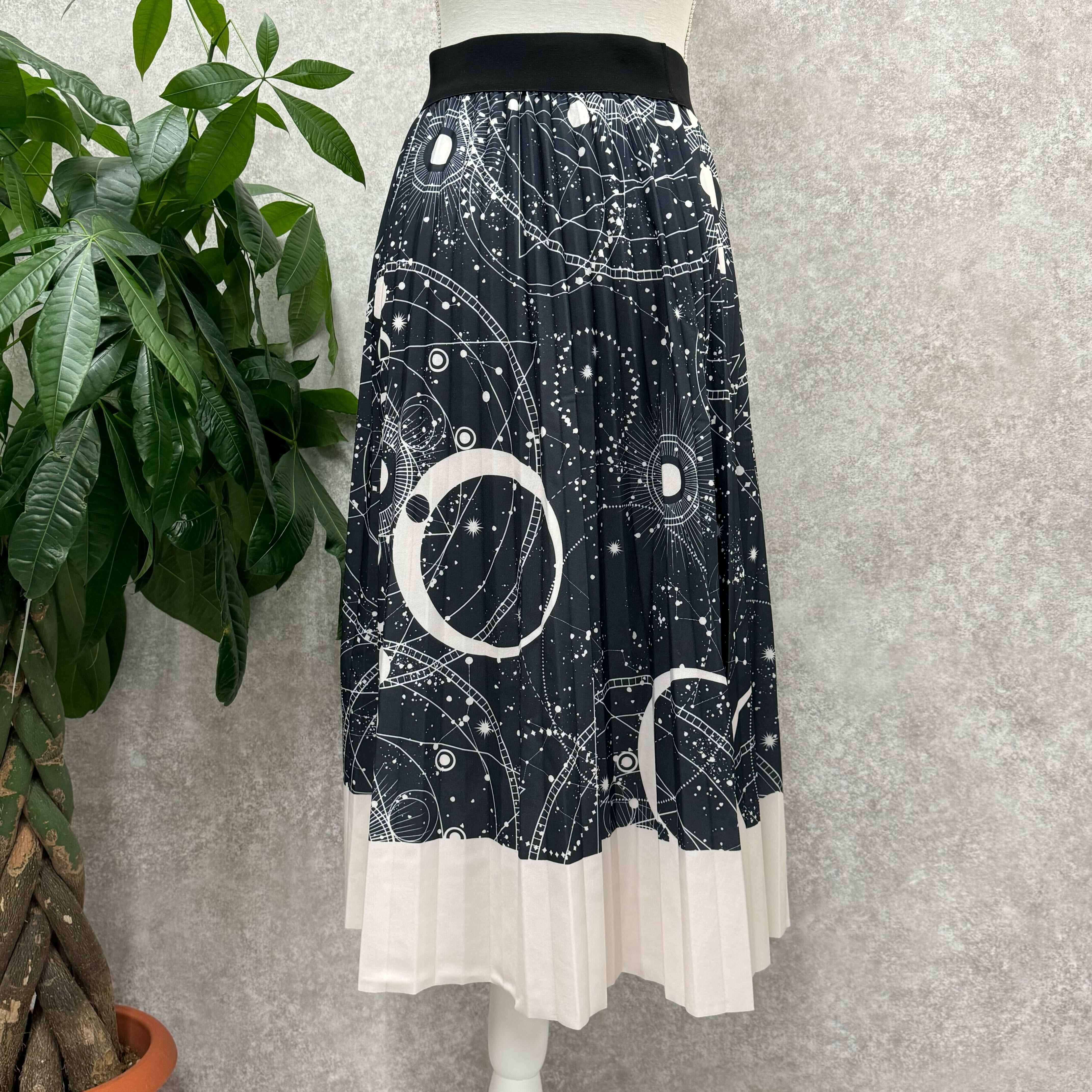 柄プリーツミドルフレアスカート ネイビー ※10/21迄に順次発送予定