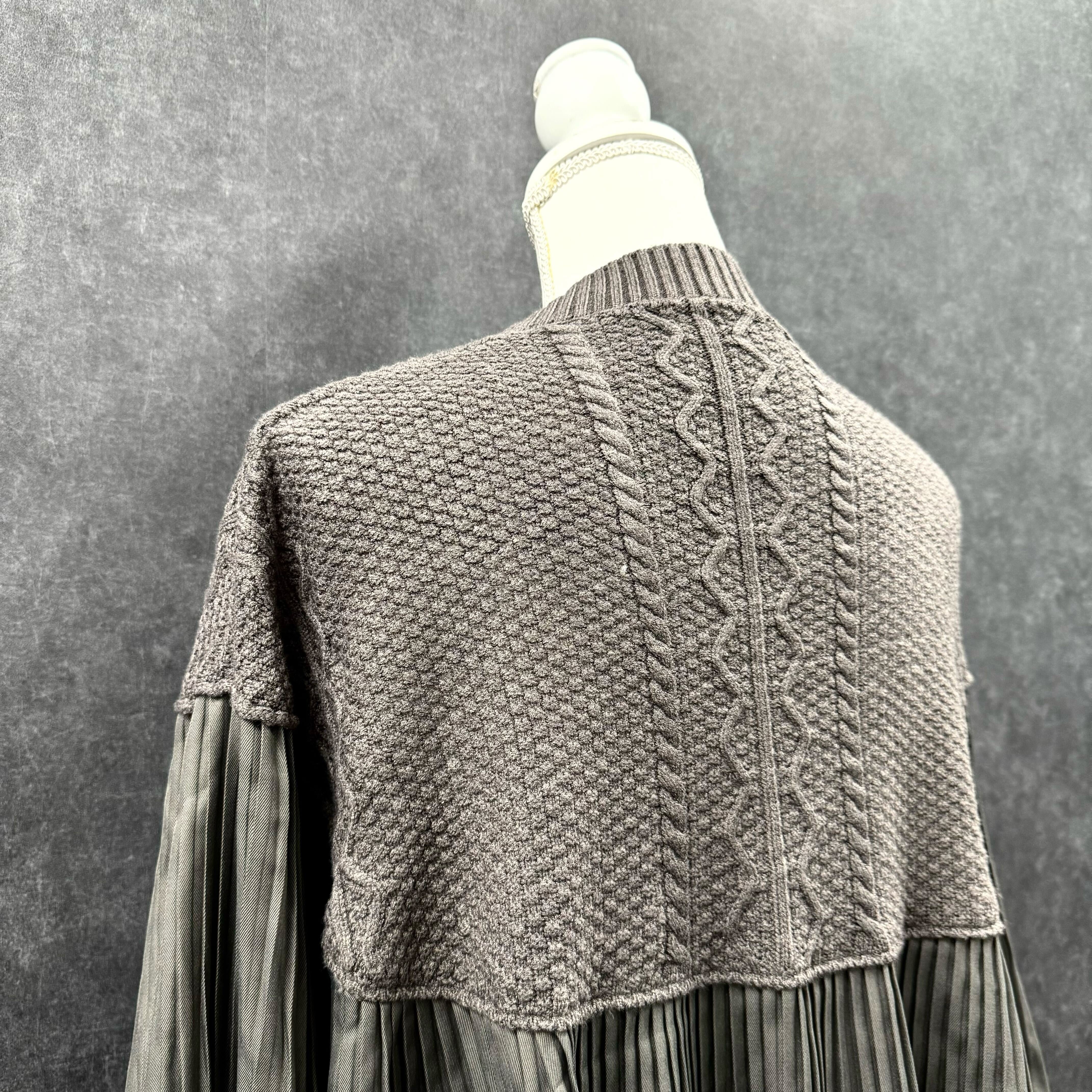 キーネック切替ニット グレー※10/21迄に順次発送予定