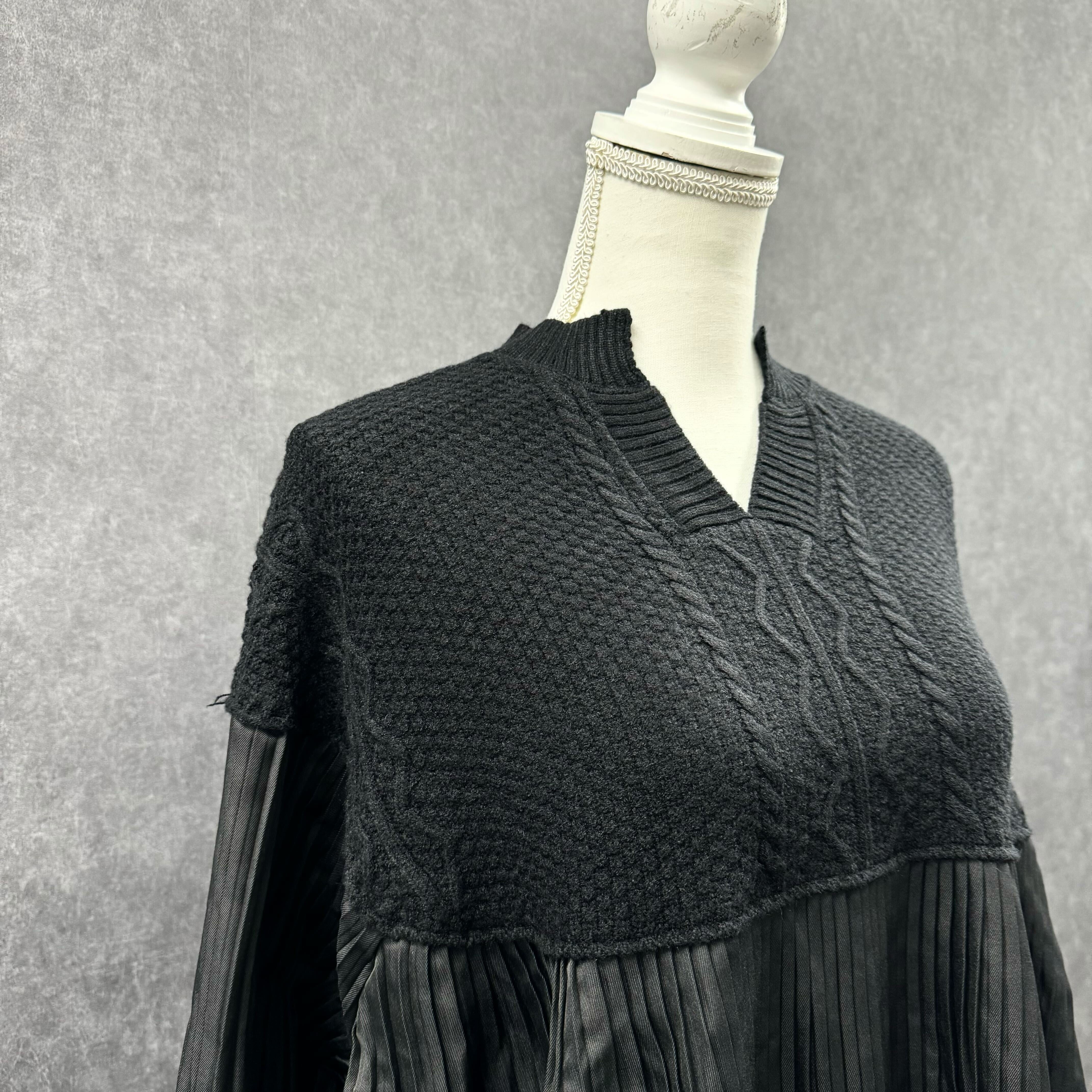 キーネック切替ニット ブラック※10/21迄に順次発送予定