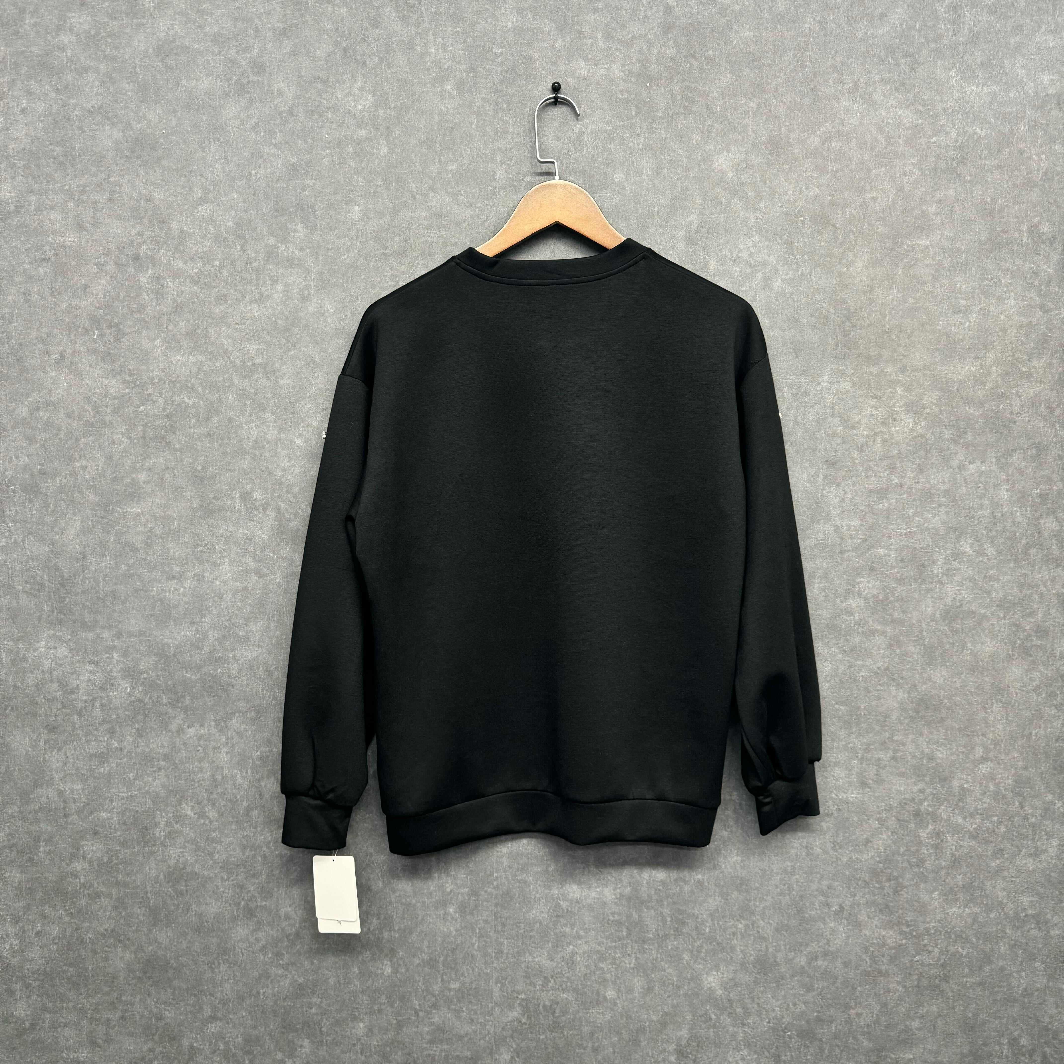 ビジュー付きプルオーバー ブラック※10/28迄に順次発送予定