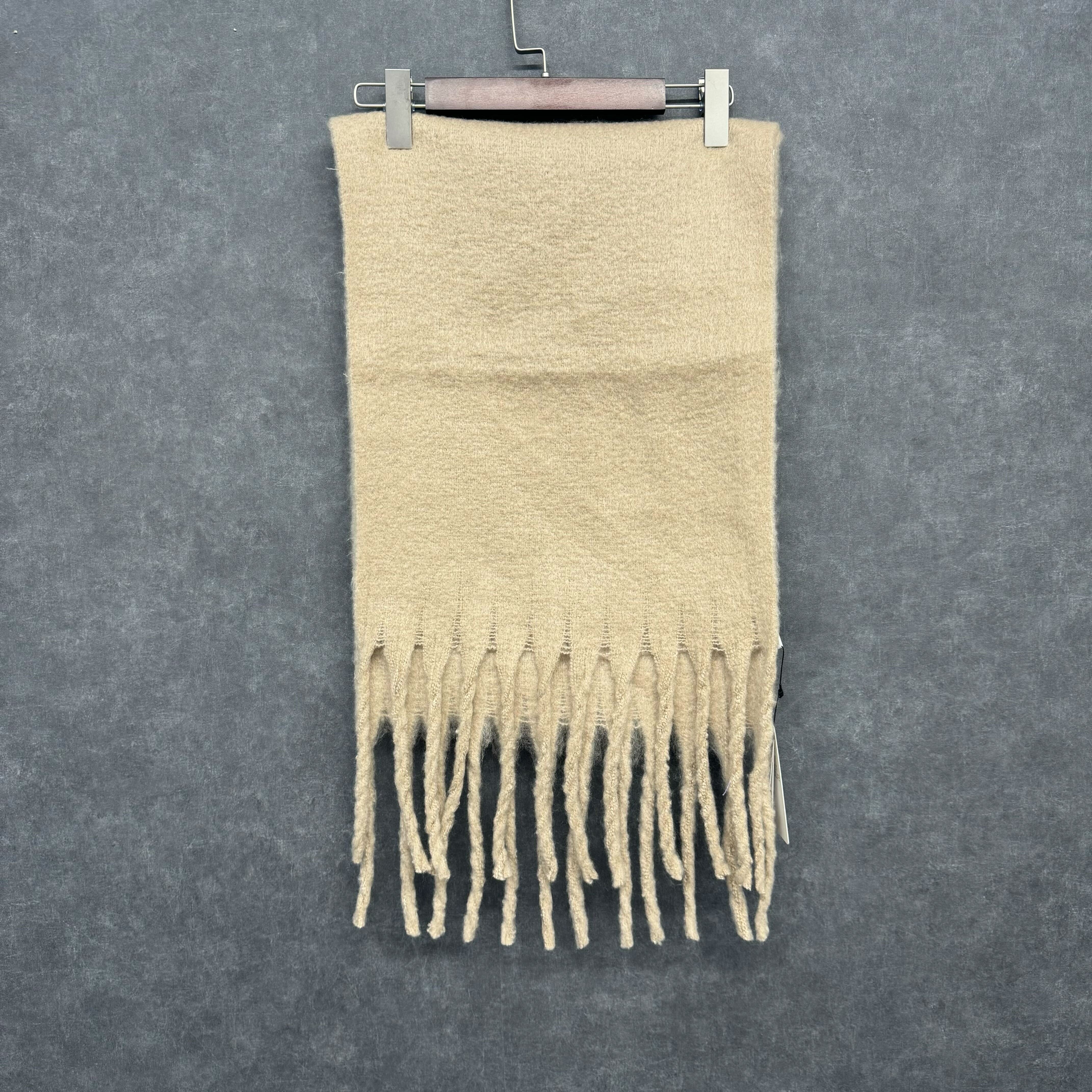 フリンジロングストール ライトベージュ※10/28迄に順次発送予定