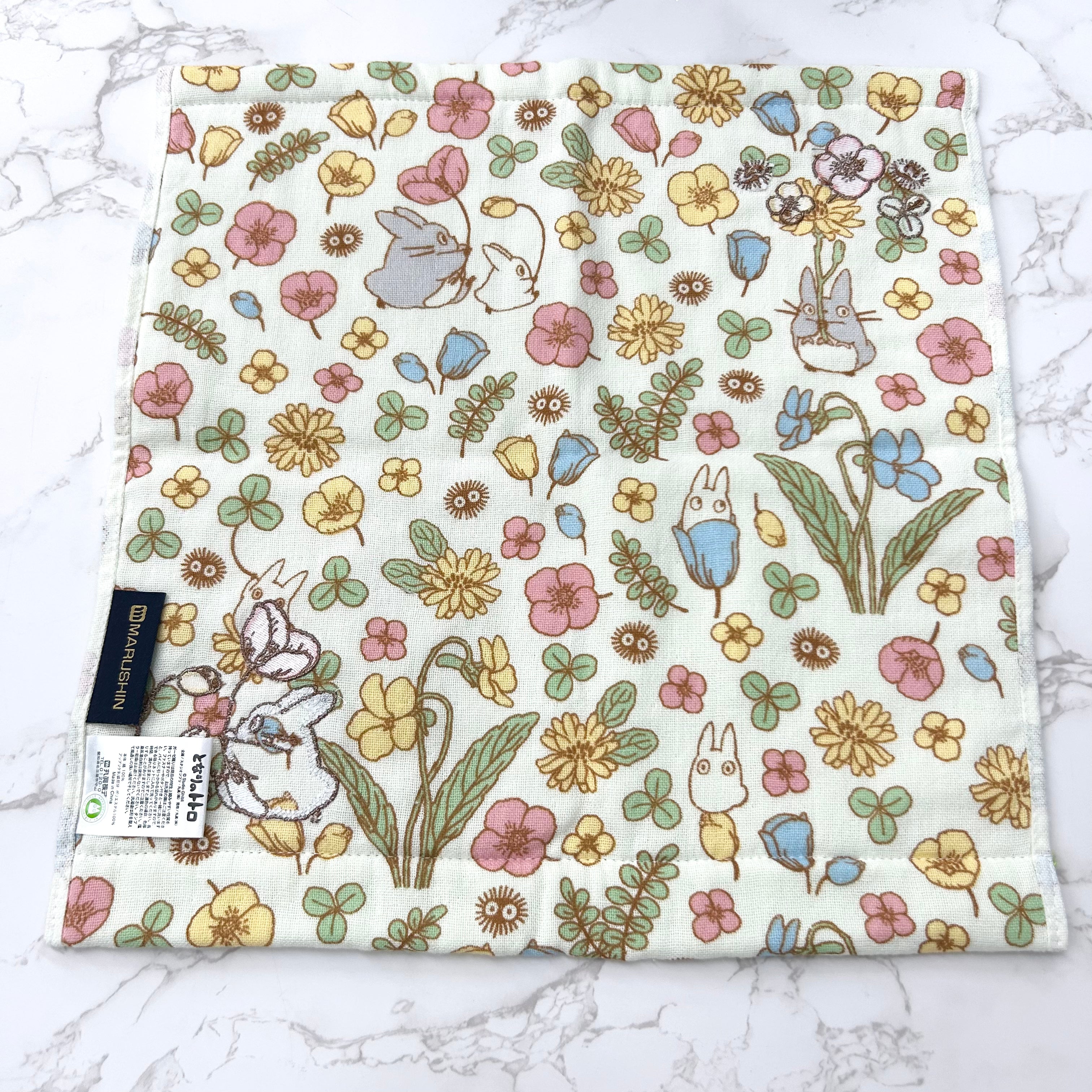 トトロ ハンドタオル -お花柄- ※8/6~13より順次発送