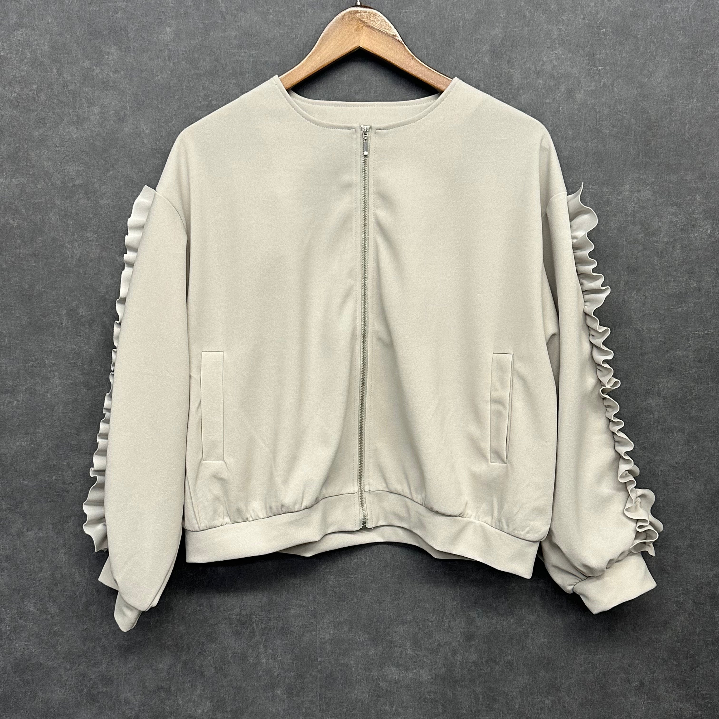 【在庫5点以下】袖フリル ブルゾン アイボリー ※4/15迄に順次発送予定