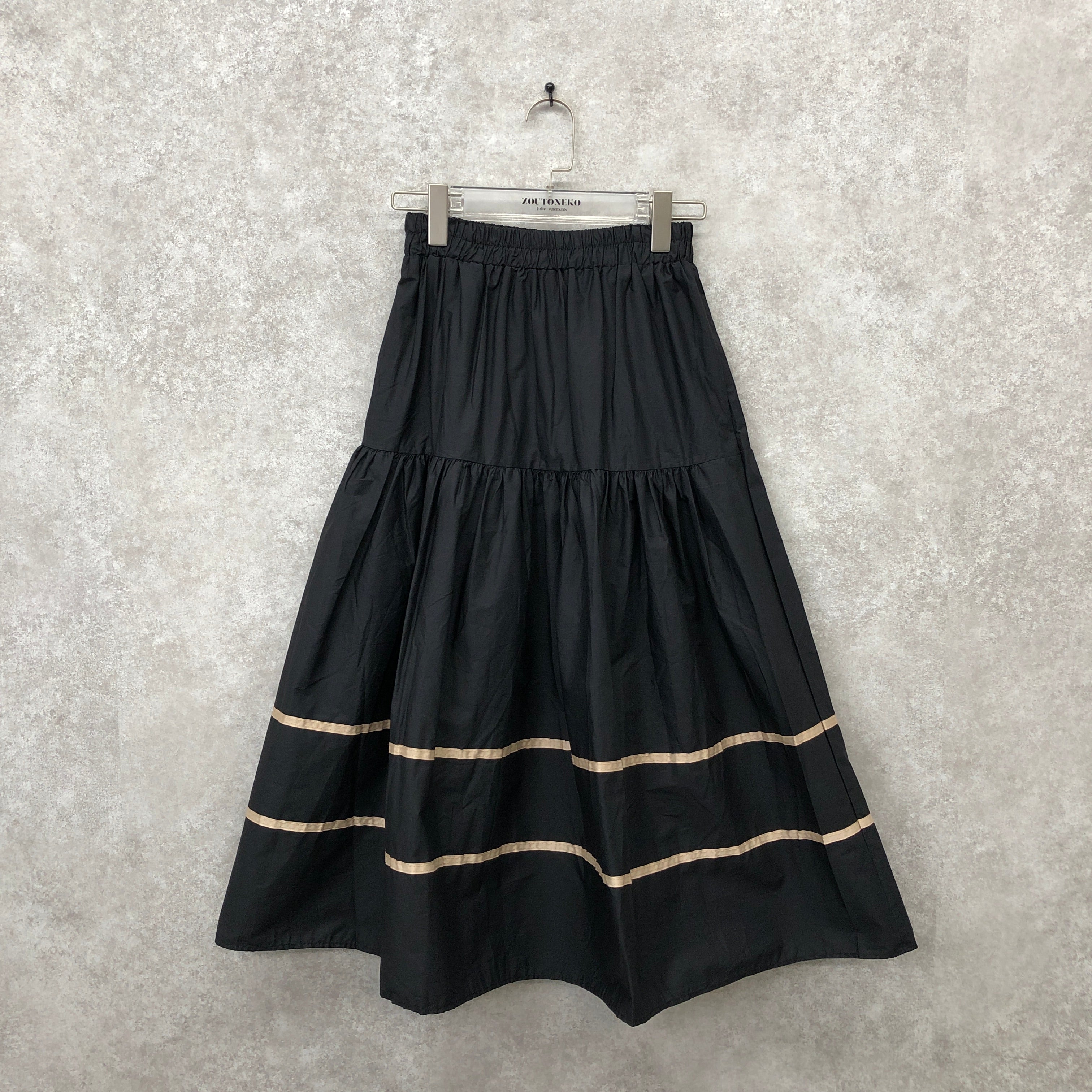 フレアロングラインスカート ブラック ※10/15迄に順次発送予定