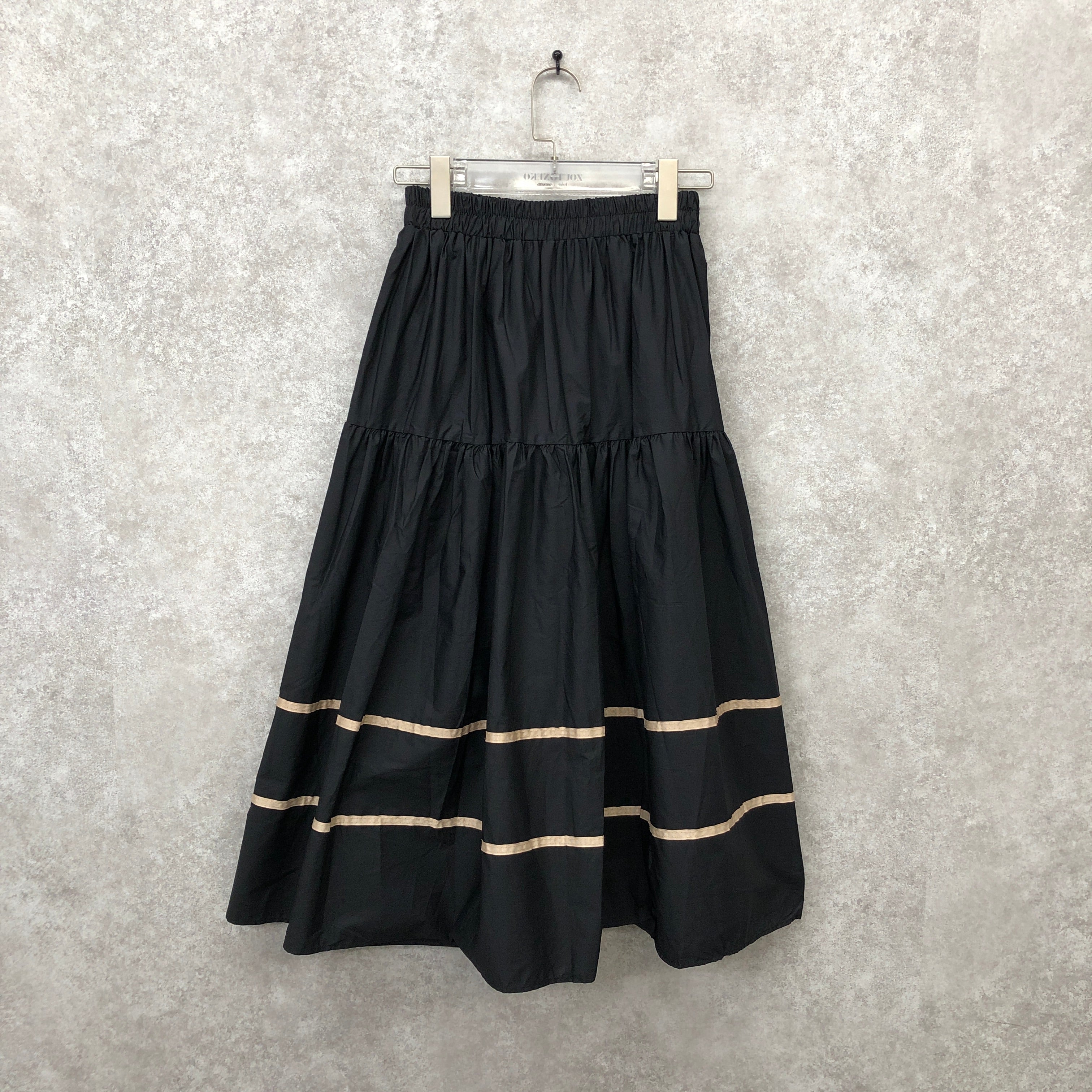 フレアロングラインスカート ブラック ※10/15迄に順次発送予定