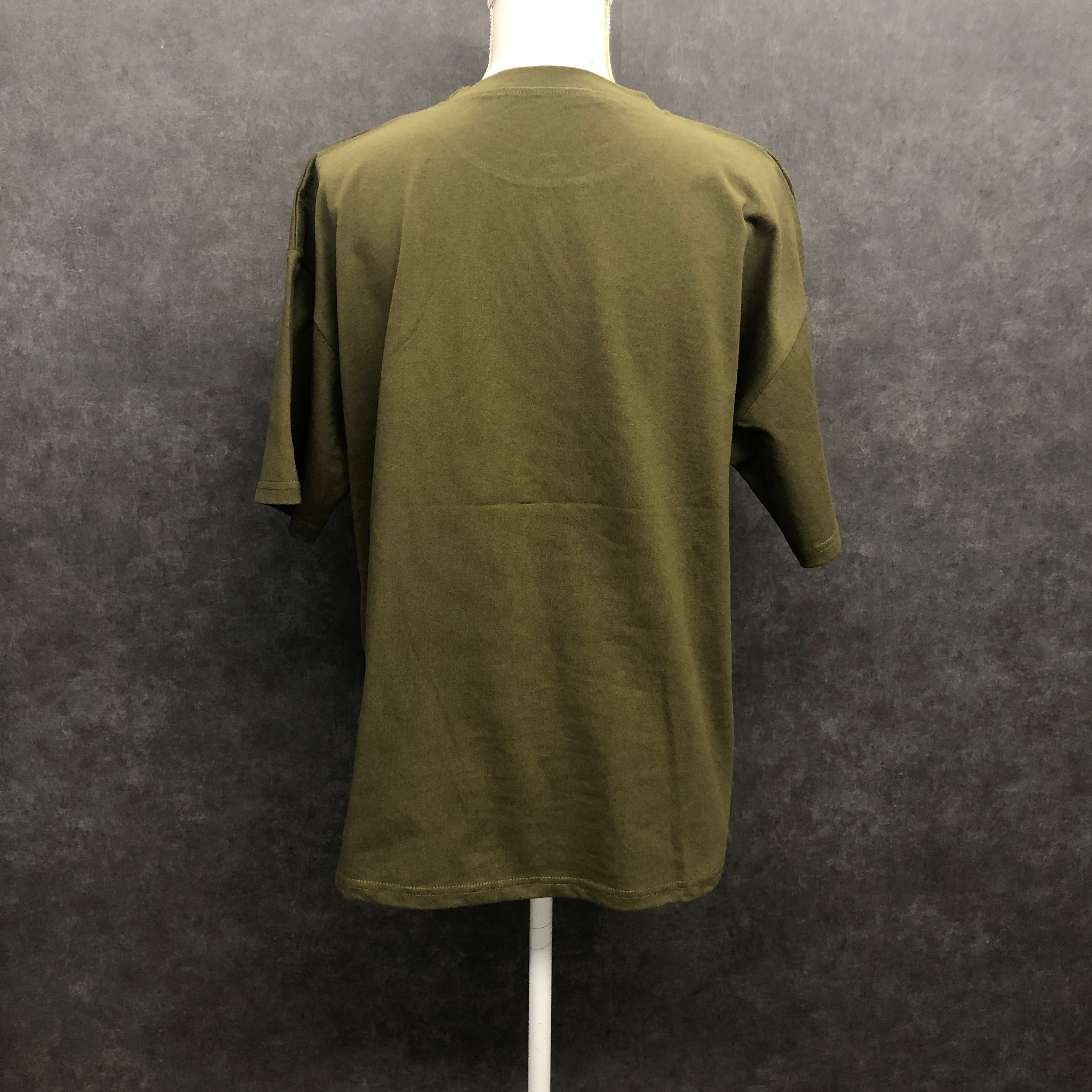 黒猫 Tシャツ カーキ ※10/21迄に順次発送予