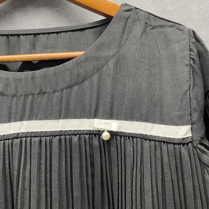 切り替えプリーツブラウス ブラック ※4/8迄に順次発送予定