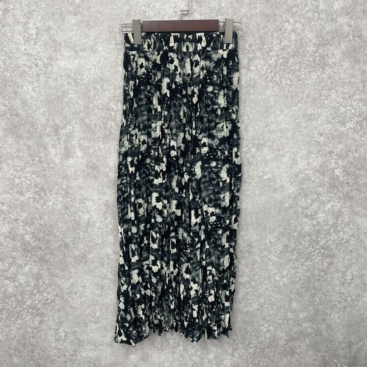総柄フラワースカート ブラック※3/11迄に順次発送予定