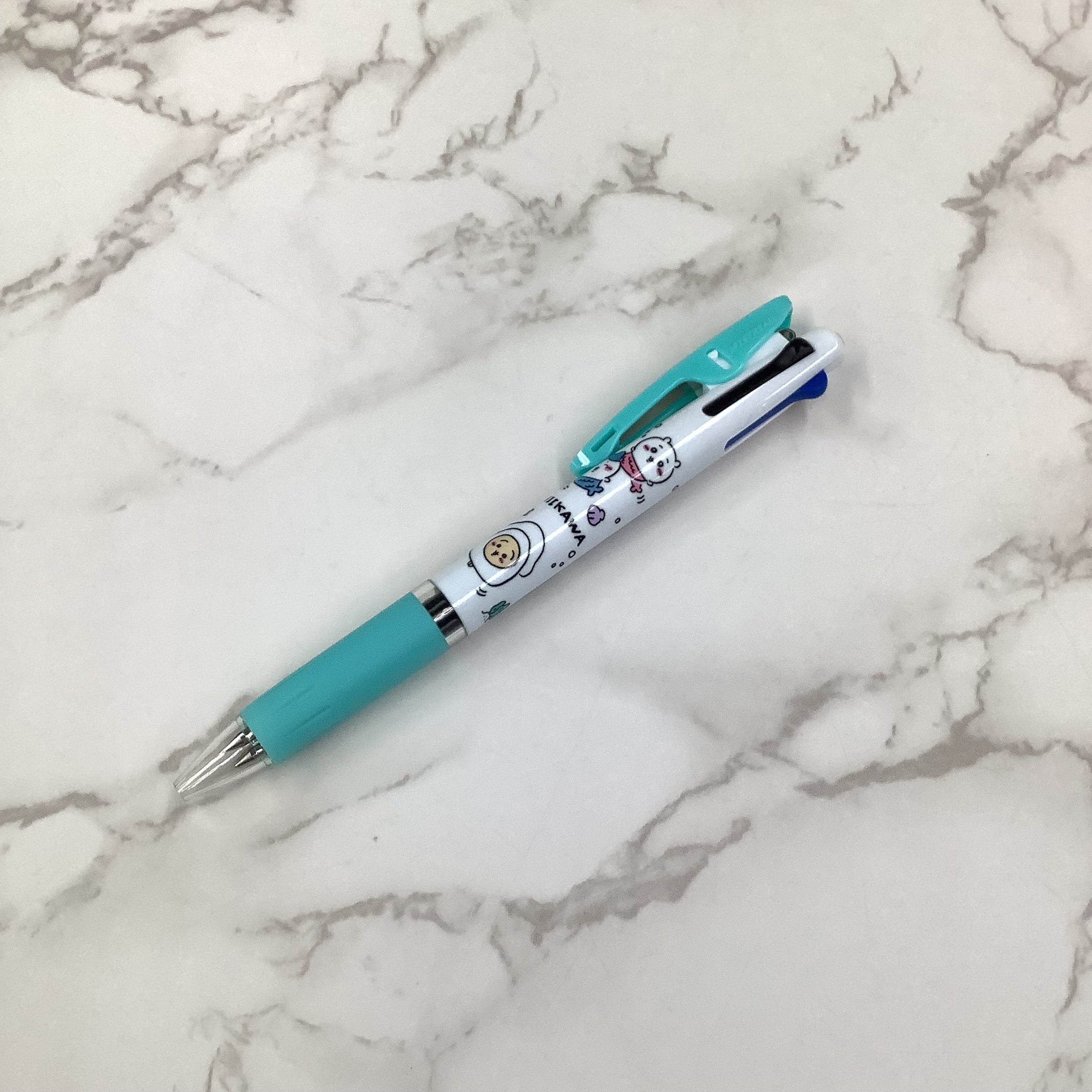 ちいかわ　3色ボールペン　うみのなかま　水色　※8/6~8/13順次発送予定