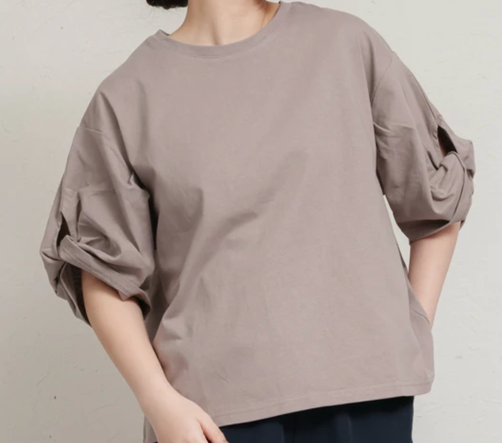 ねじり袖プルオーバー モカ※6/4～10迄に順次発送予定