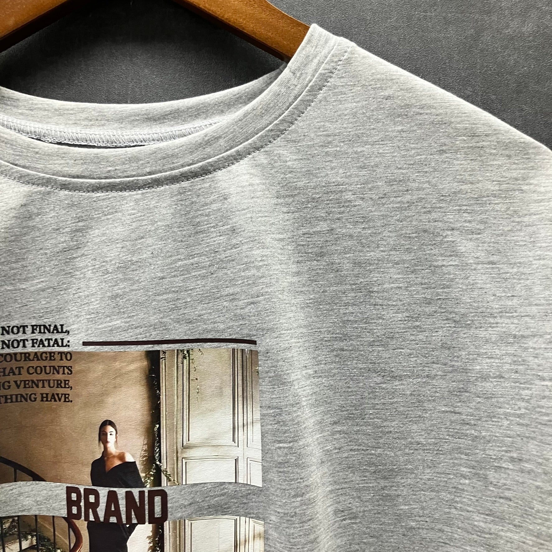 フォトプリントTシャツBRAND グレー※7/16～22迄に順次発送予定