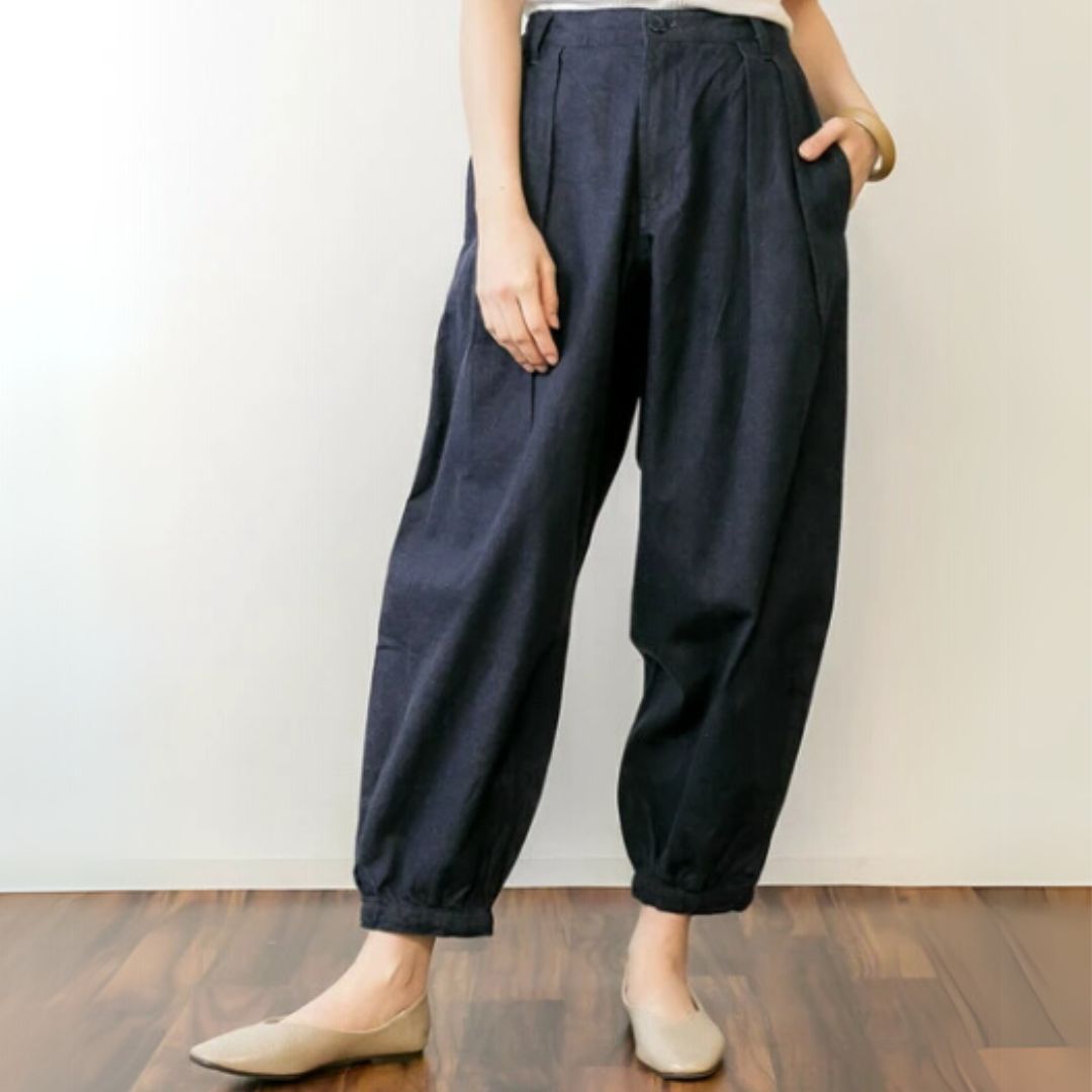 タック入りアラジンデニムパンツ ネイビー ※5/28～6/3迄に順次発送予定