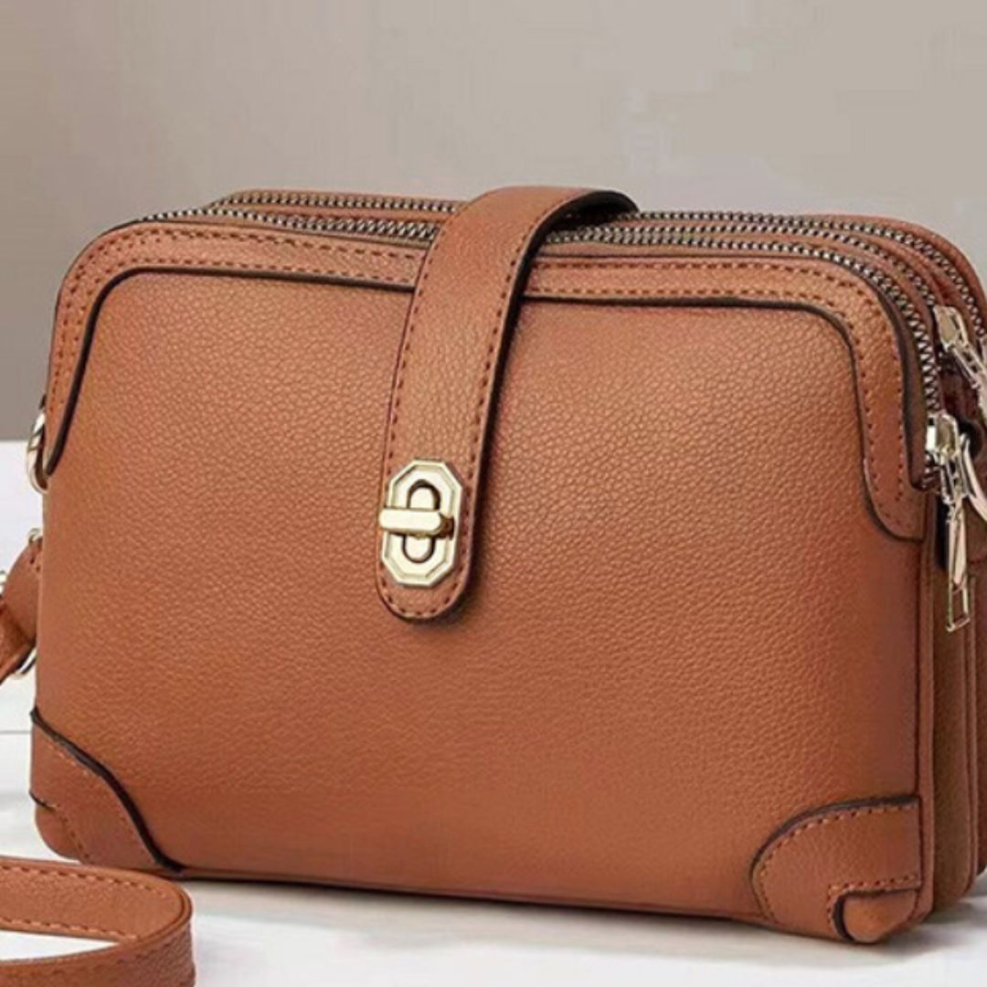 スクエアショルダーバッグ キャメル※7/9～15迄に順次発送予定