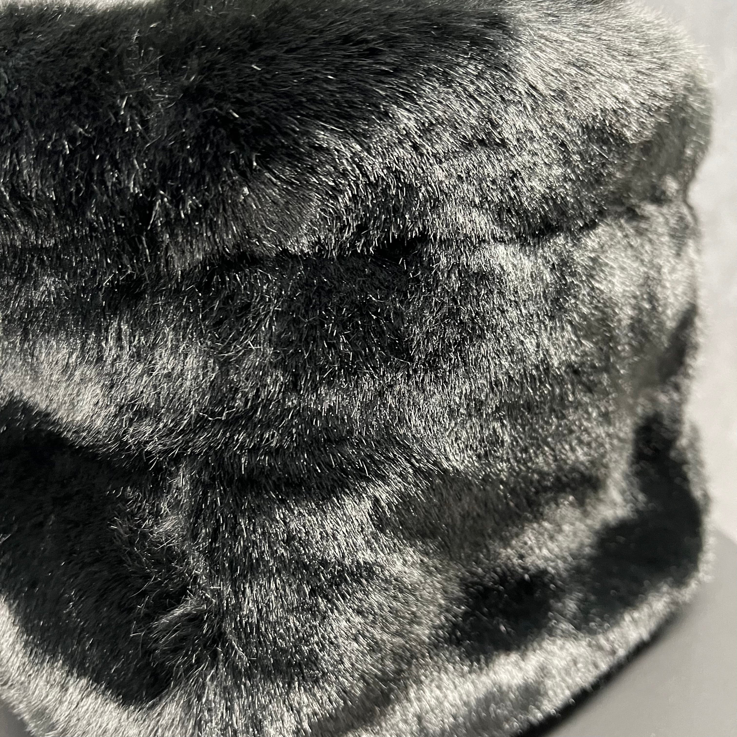 巾着ファー ショルダー ブラック ※10/7迄に順次発送予定