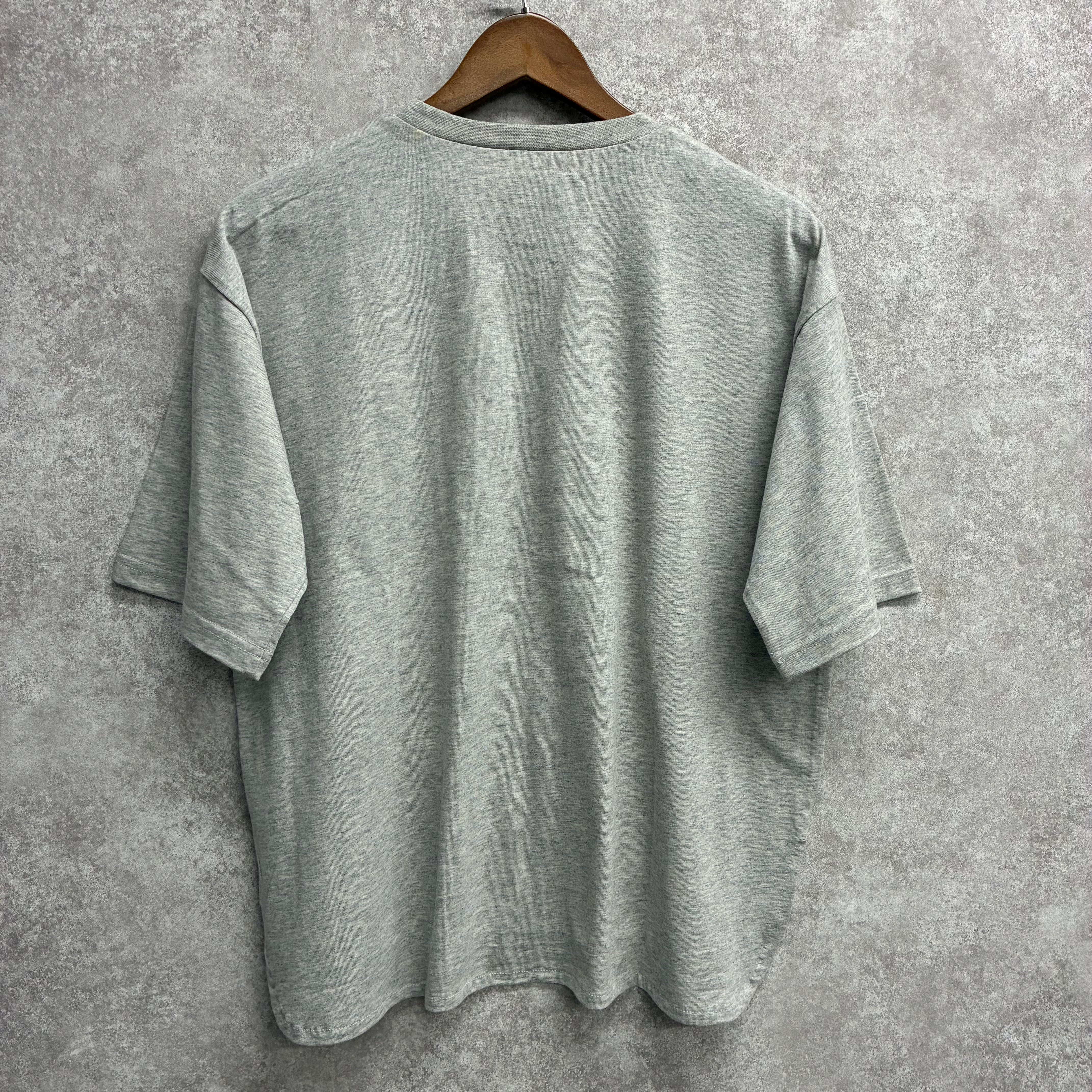 刺繍線画オリーブTシャツ オートミール※7/30～8/5迄に順次発送予定
